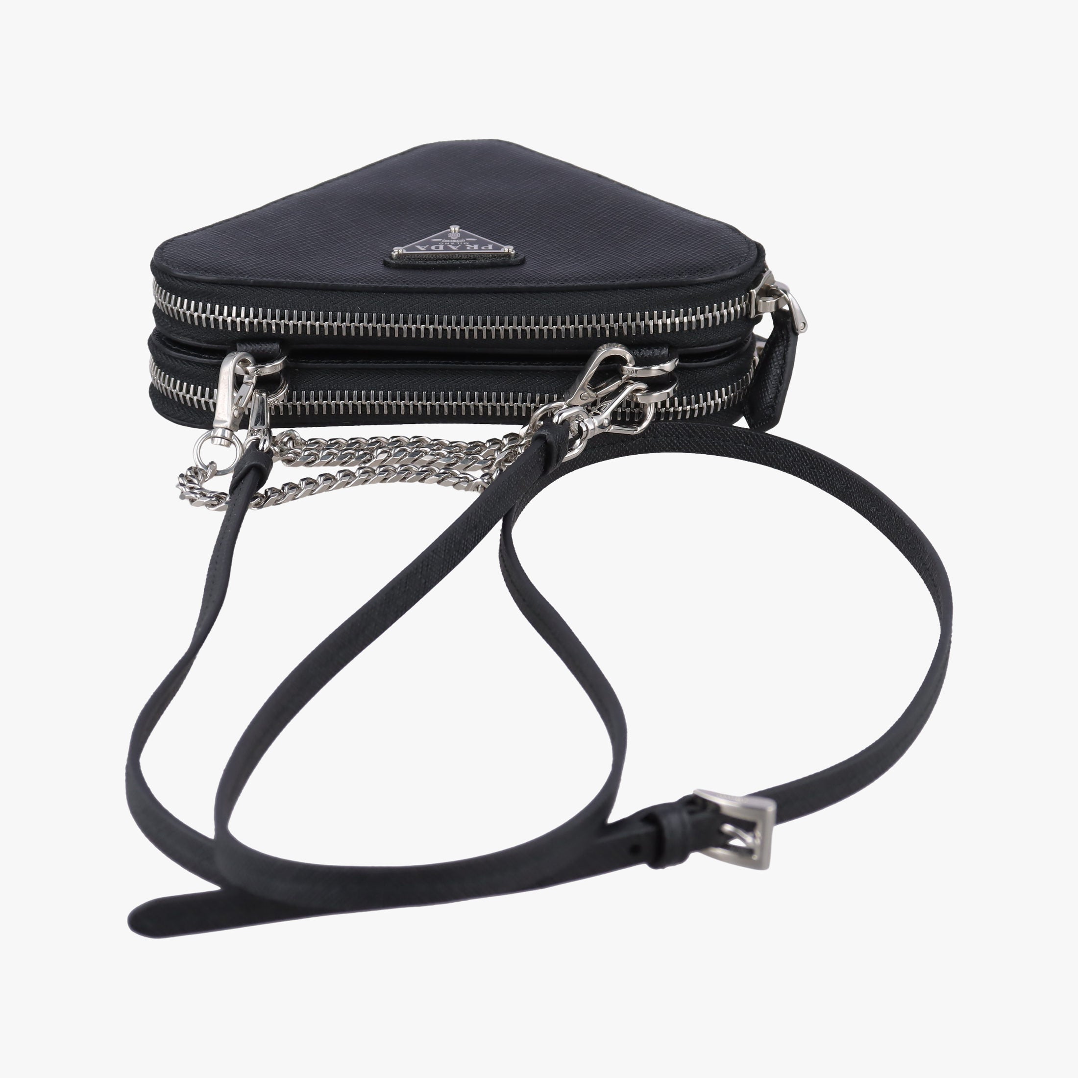 Triangle Logo Plate Black SAFFIANO Leather 1NR015 62トライアングルロゴ ブラック サフィアーノレザー 1NR015 62