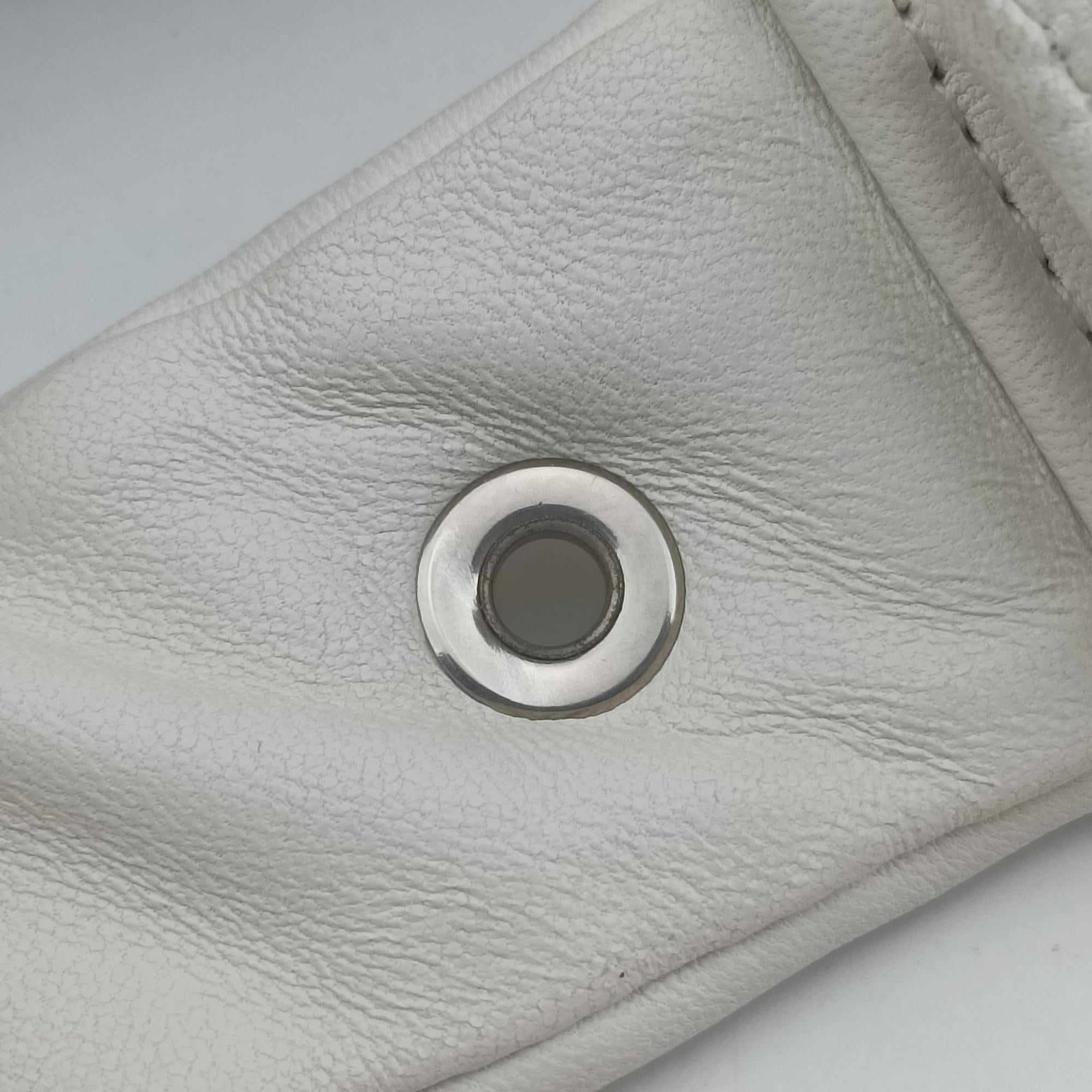 The Pouch White lambskin B08870035Jザ ポーチ ホワイト ラムスキン B08870035J