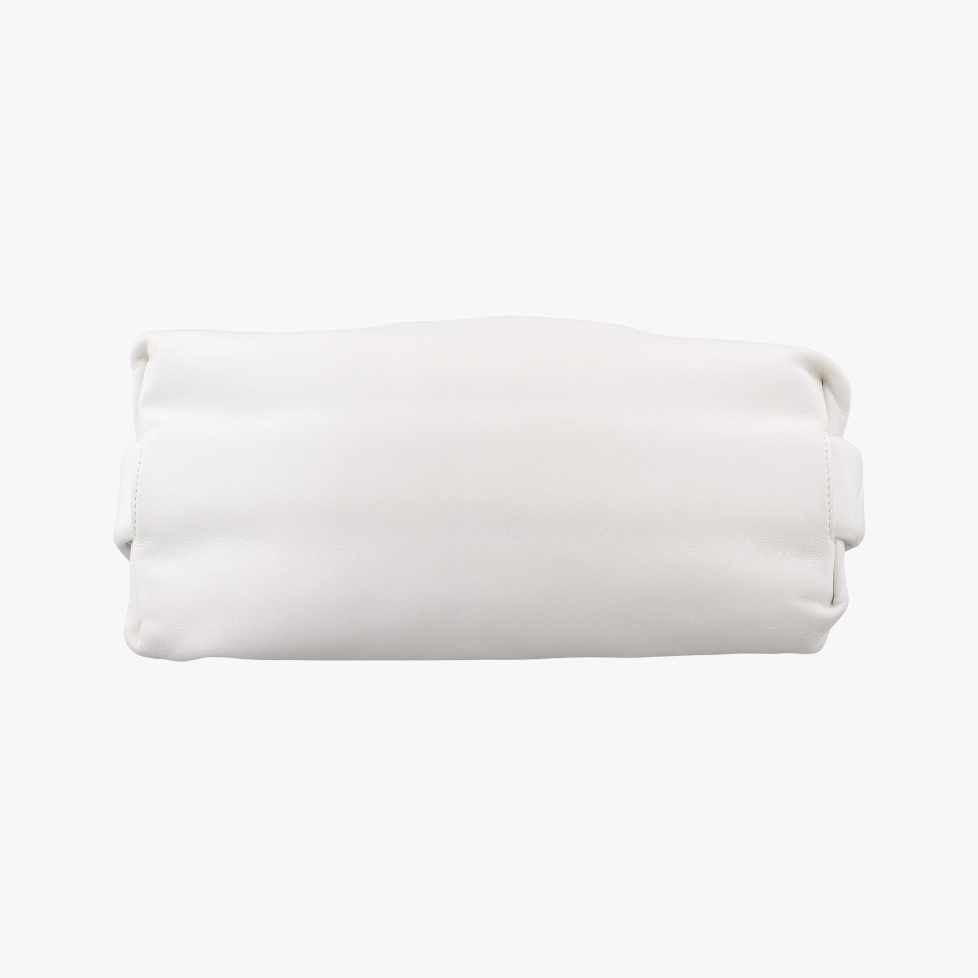 The Pouch White lambskin B08870035Jザ ポーチ ホワイト ラムスキン B08870035J