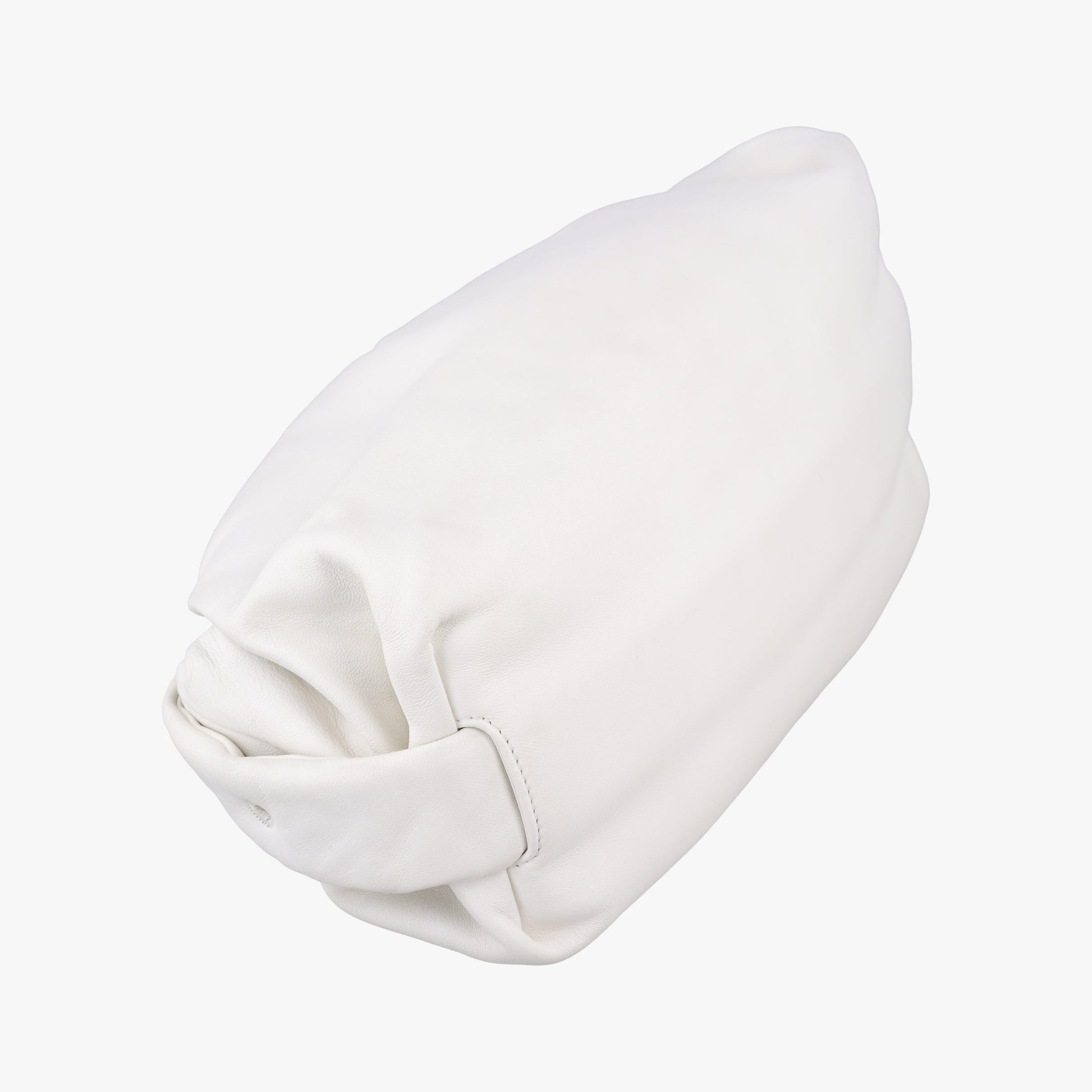 The Pouch White lambskin B08870035Jザ ポーチ ホワイト ラムスキン B08870035J