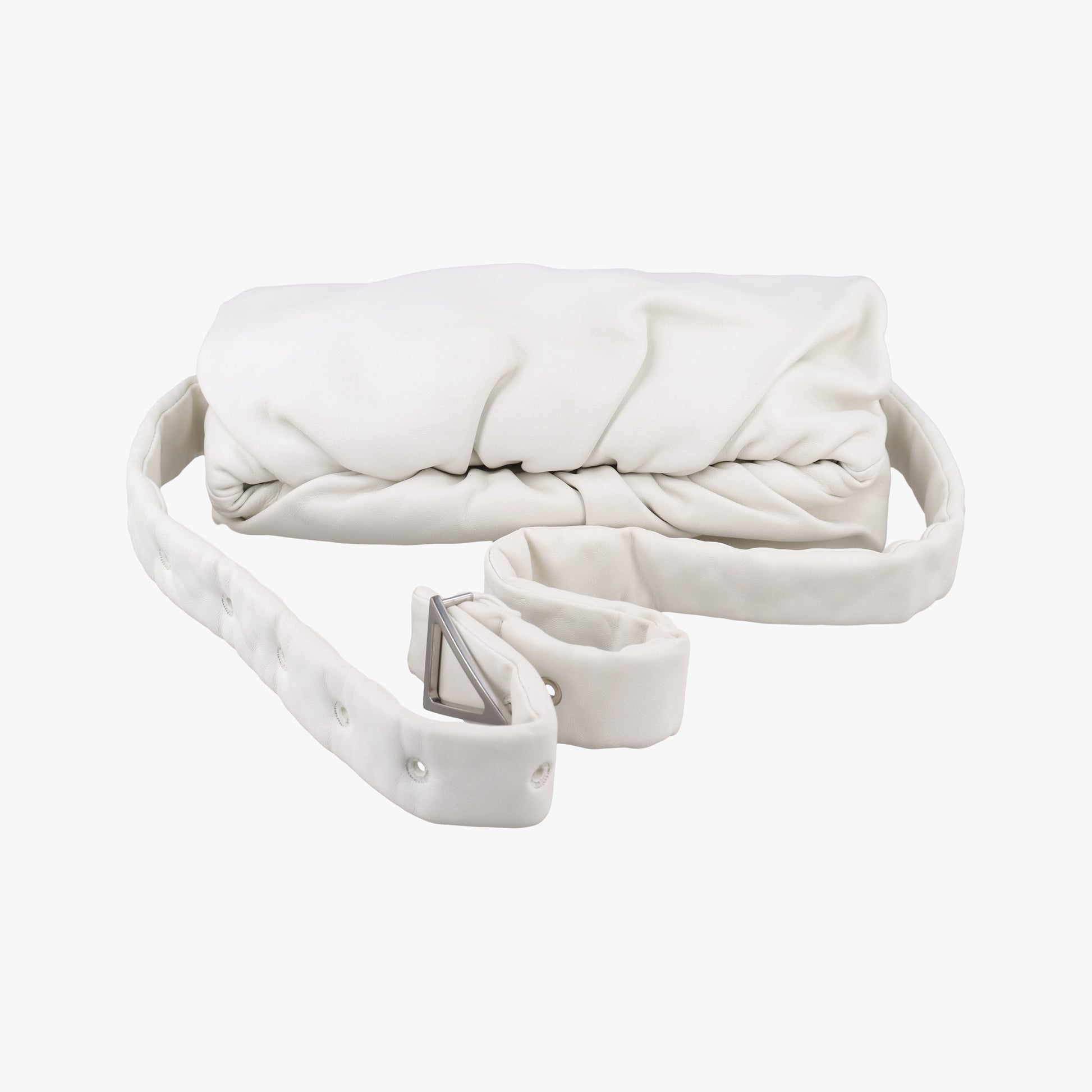 The Pouch White lambskin B08870035Jザ ポーチ ホワイト ラムスキン B08870035J