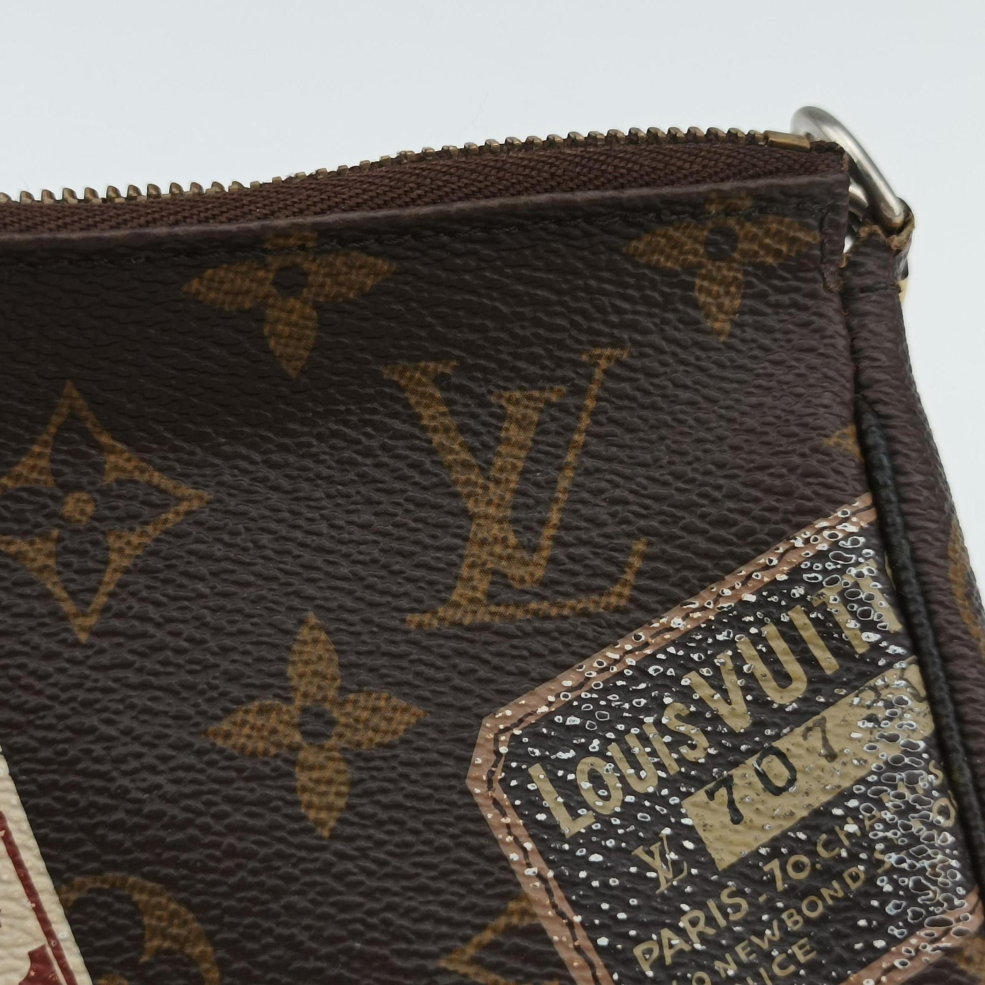 Mini Pochette Accessoires Brown Monogram Canvas M63798 DU5009ミニ ポシェット アクセソワール ブラウン モノグラム キャンバス M63798 DU5009