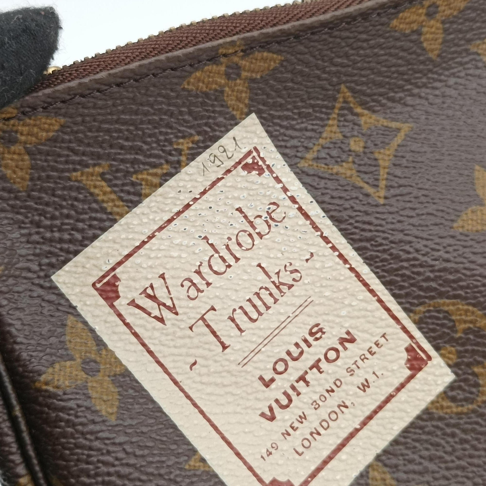 Mini Pochette Accessoires Brown Monogram Canvas M63798 DU5009ミニ ポシェット アクセソワール ブラウン モノグラム キャンバス M63798 DU5009