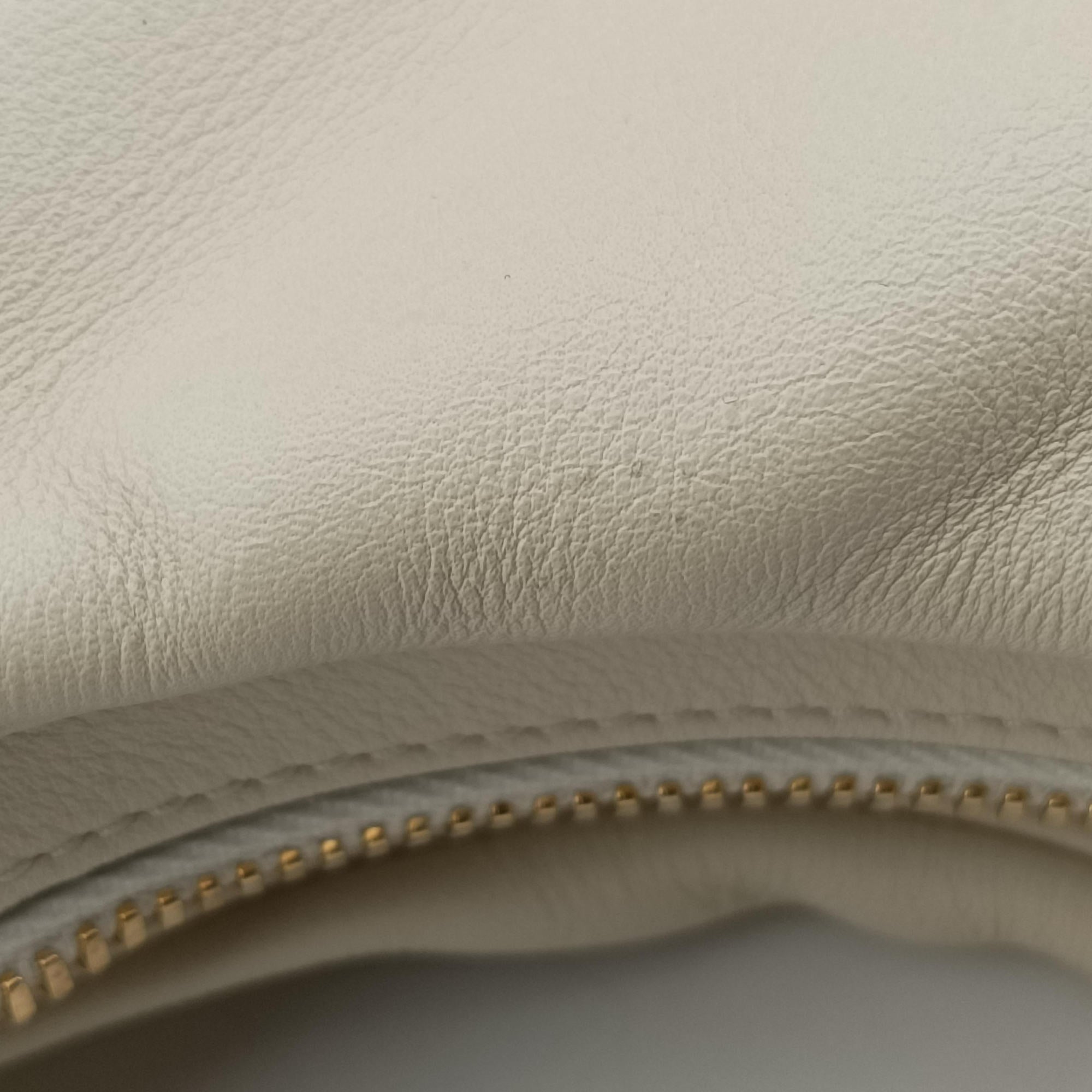 Attache G-Shaped Hook White Leather 702823 C038482178アタッシュ Gフック ホワイト レザー 702823 C038482178