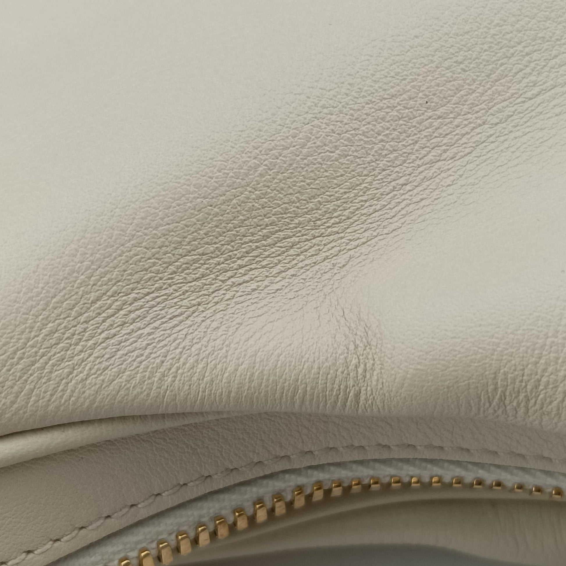 Attache G-Shaped Hook White Leather 702823 C038482178アタッシュ Gフック ホワイト レザー 702823 C038482178