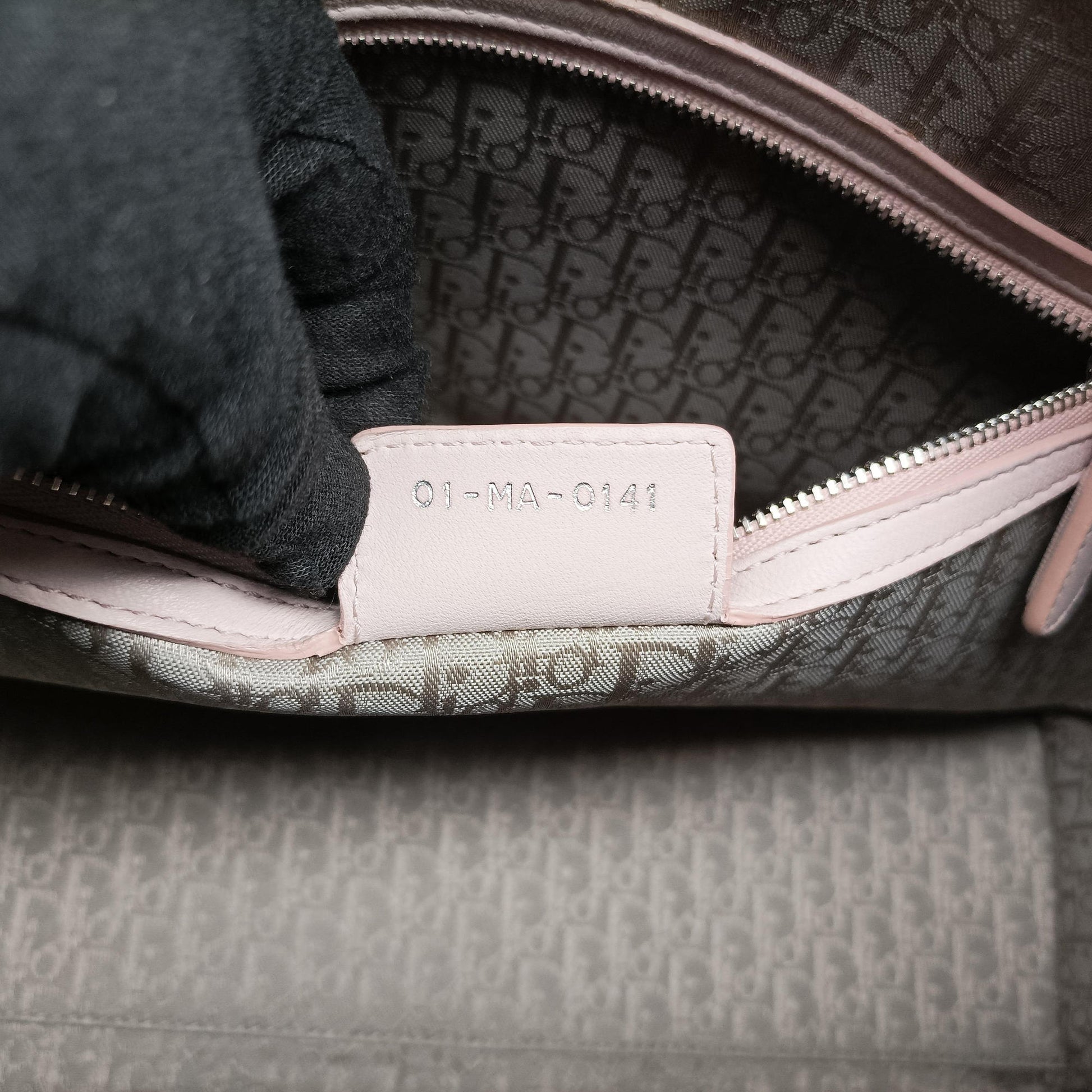 Lady Dior Pink lambskin 01-MA-0141レディディオール ピンク ラムスキン 01-MA-0141