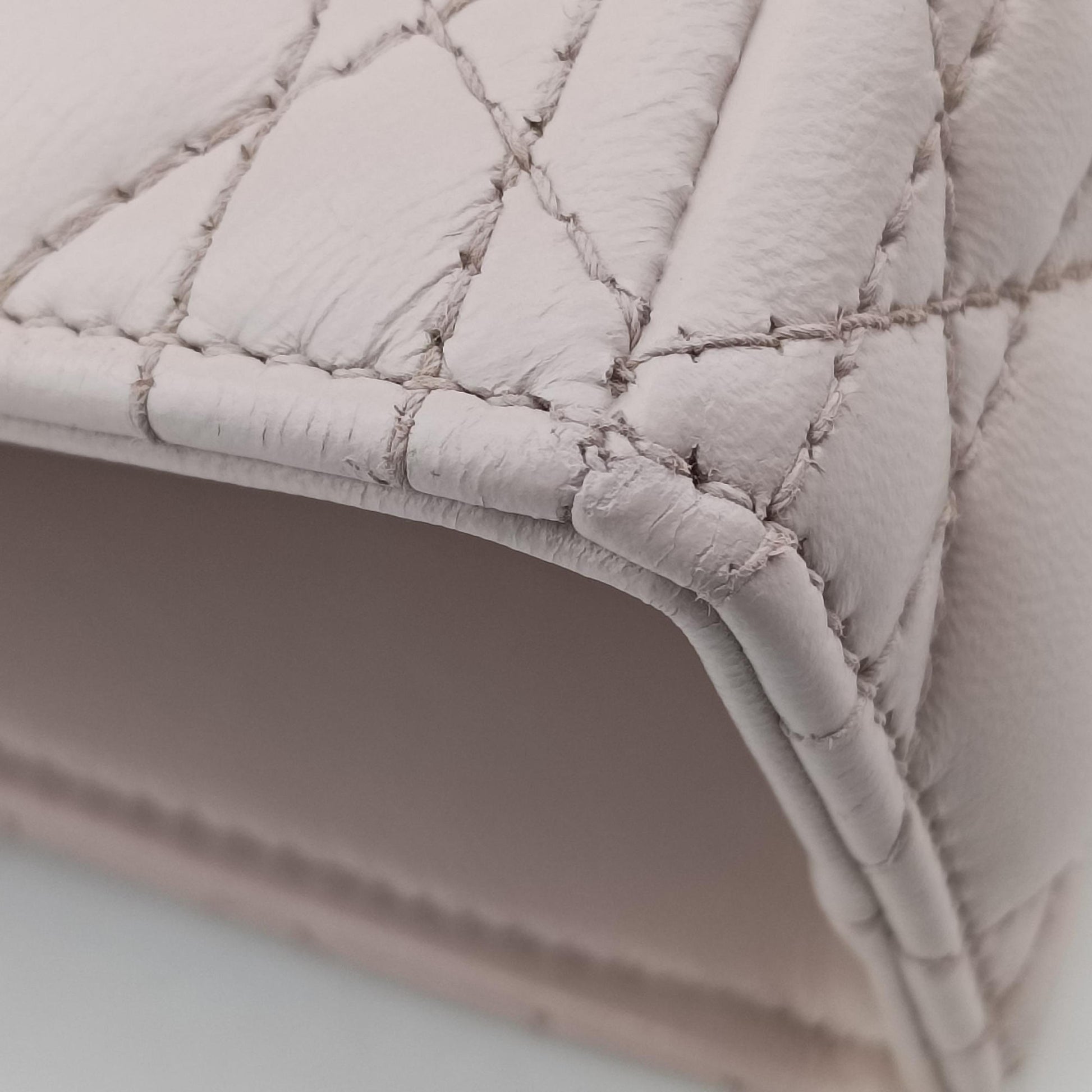 Lady Dior Pink lambskin 01-MA-0141レディディオール ピンク ラムスキン 01-MA-0141