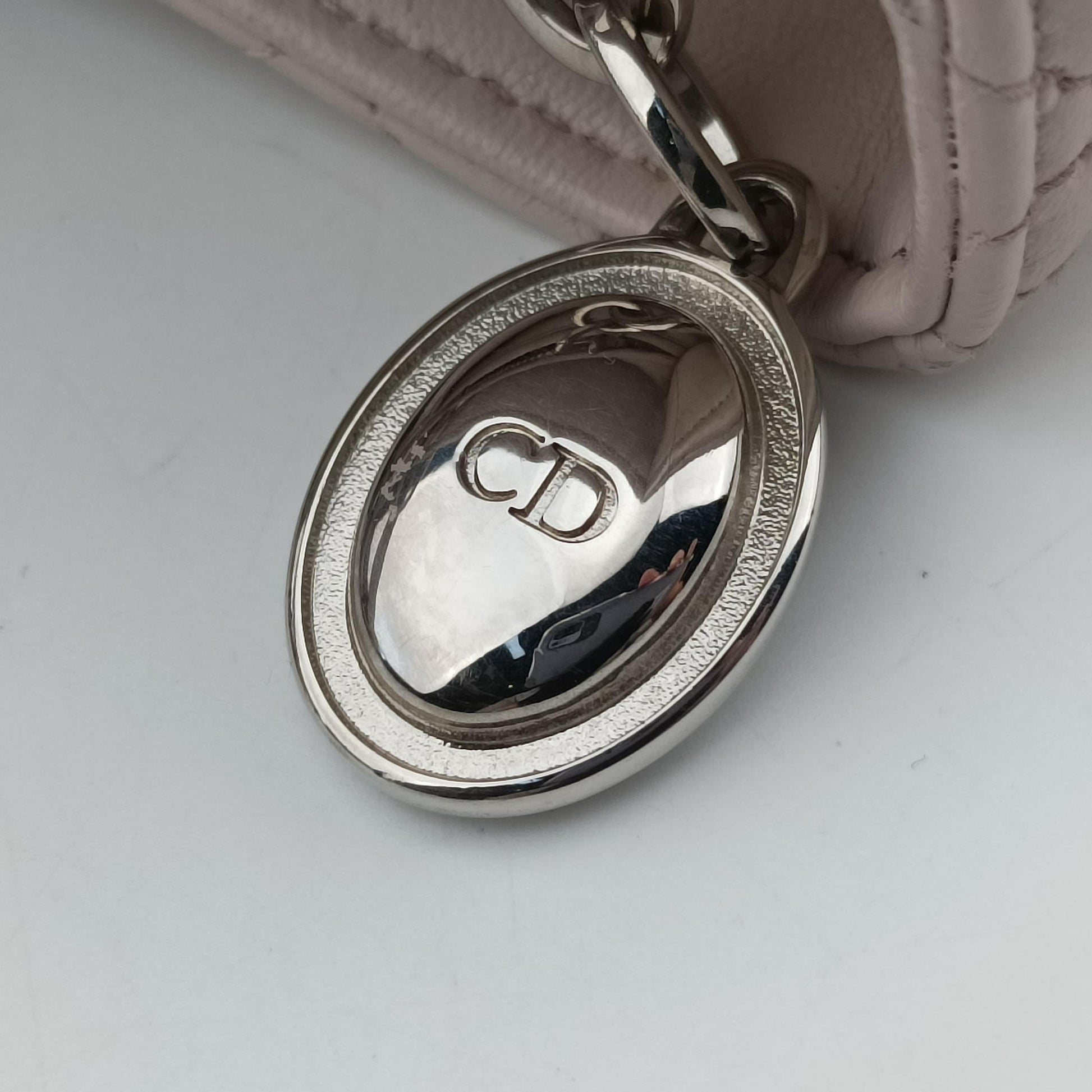 Lady Dior Pink lambskin 01-MA-0141レディディオール ピンク ラムスキン 01-MA-0141