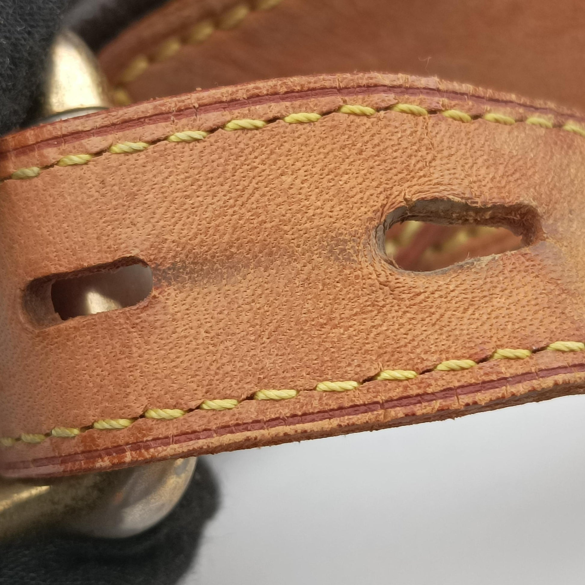 TULUM GM Brown Monogram Canvas M40075 MB4017トゥラムGM モノグラム/ブラウン モノグラムキャンバス M40075 MB4017