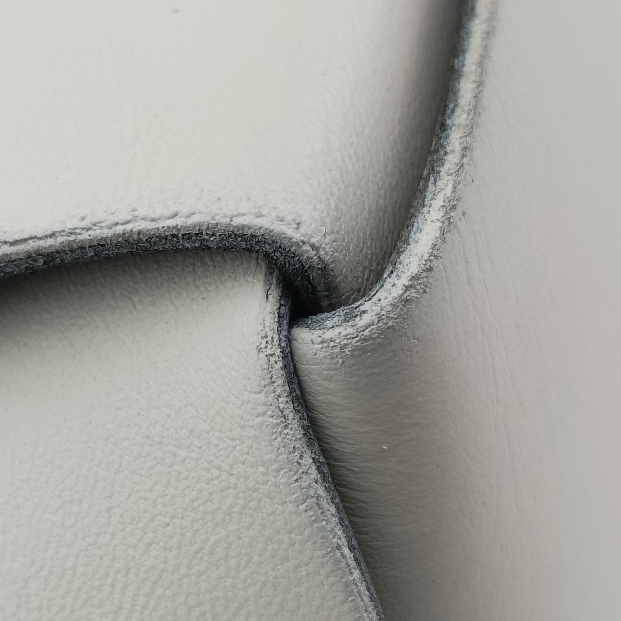 The Arcotote White lambskin B094788480ザ アルコトート ホワイト ラムスキン B094788480