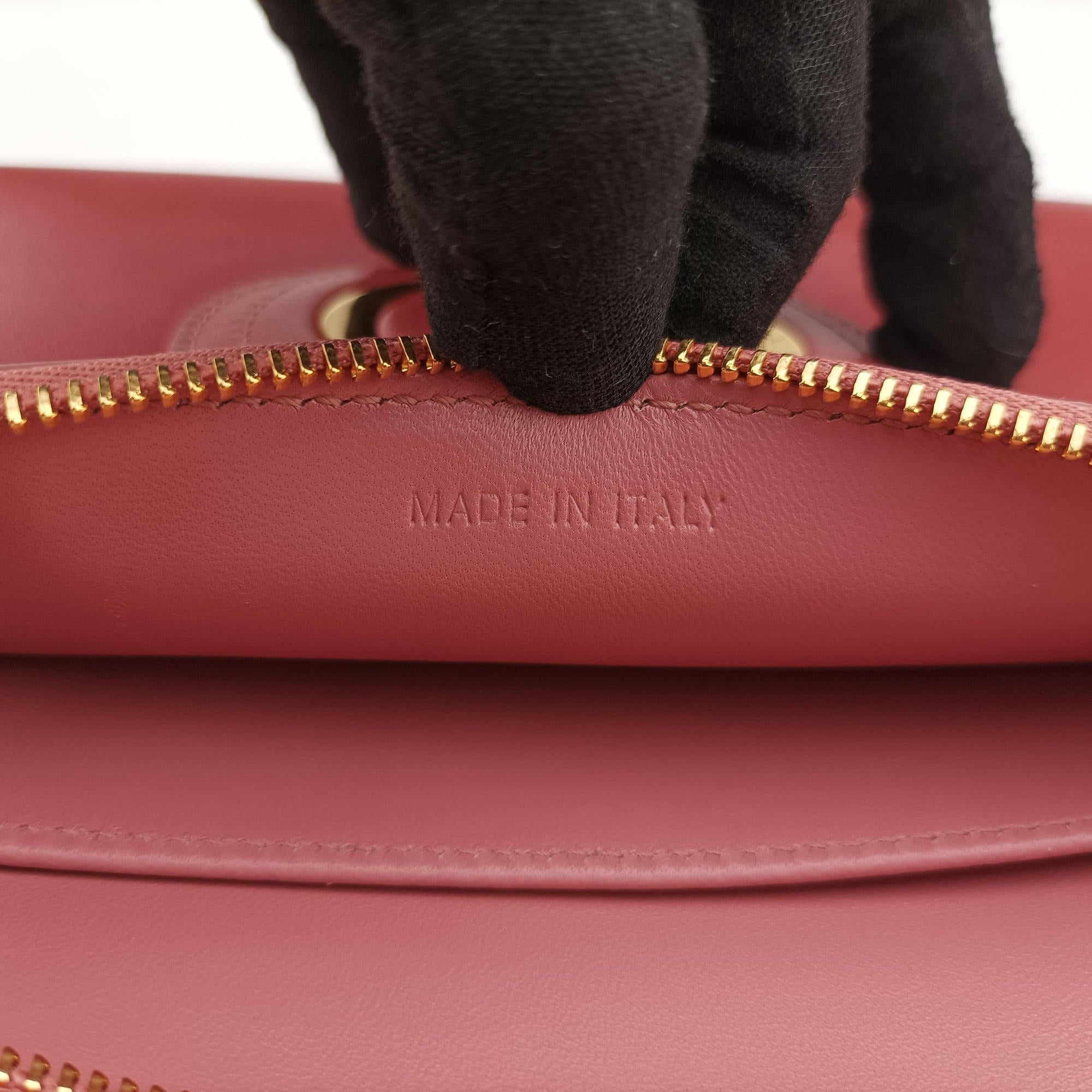 Diordouble Pink Leather 29-MA-0211ディオール ダブル ミディアム ピンク レザー 29-MA-0211