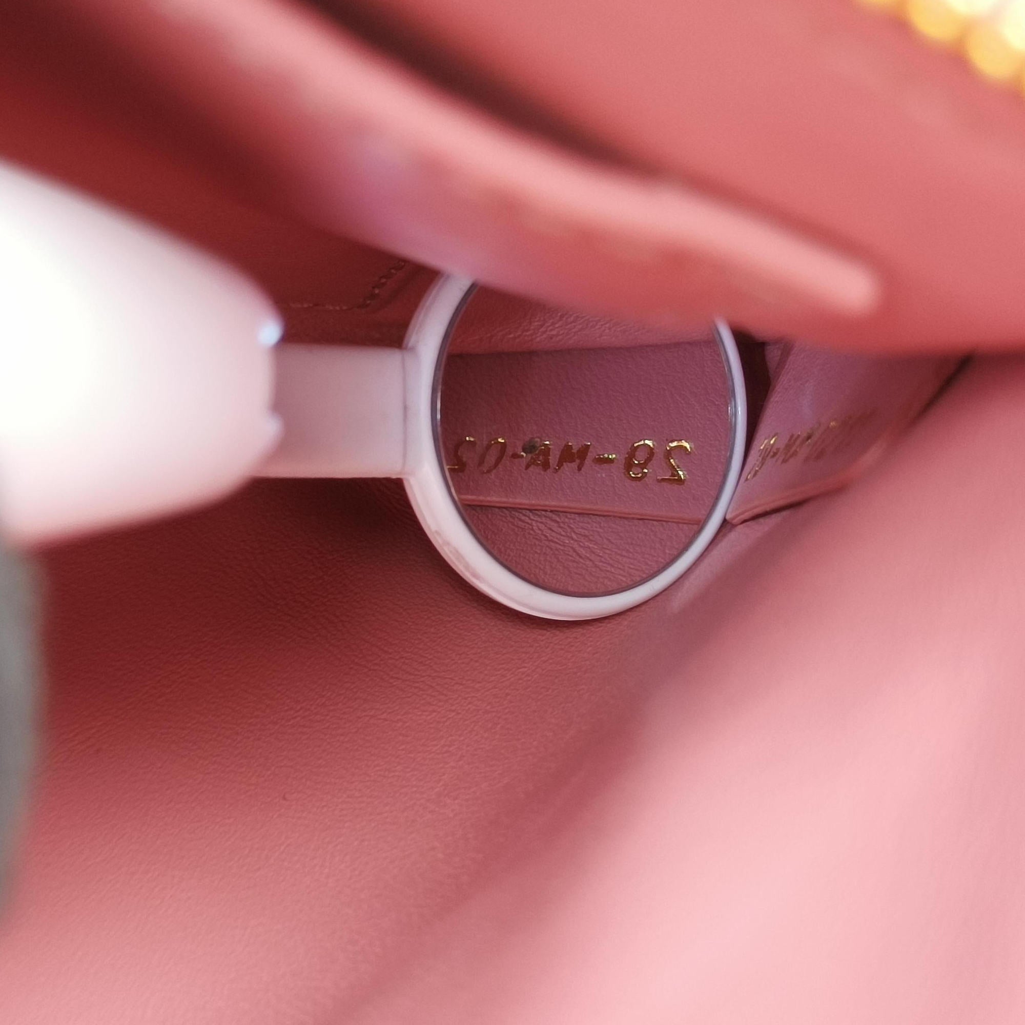 Diordouble Pink Leather 29-MA-0211ディオール ダブル ミディアム ピンク レザー 29-MA-0211