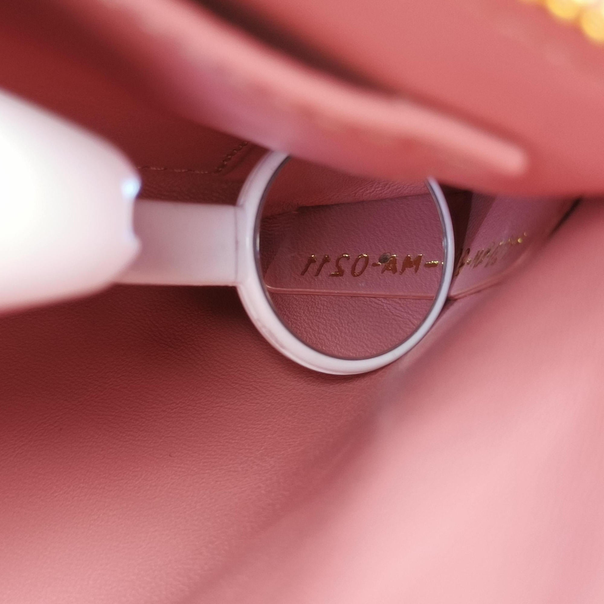 Diordouble Pink Leather 29-MA-0211ディオール ダブル ミディアム ピンク レザー 29-MA-0211