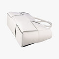 The Arcotote White lambskin B09451656Wザ アルコトート ホワイト ラムスキン B09451656W