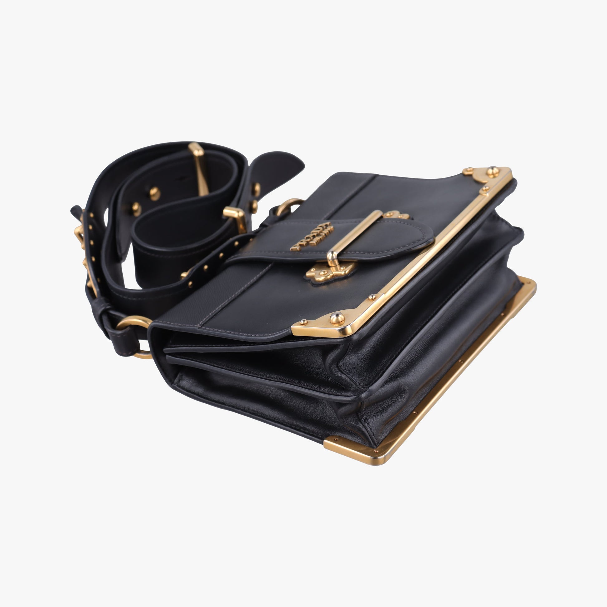 Cahier Black Leather 1BD045 25カイエ ブラック レザー 1BD045 25