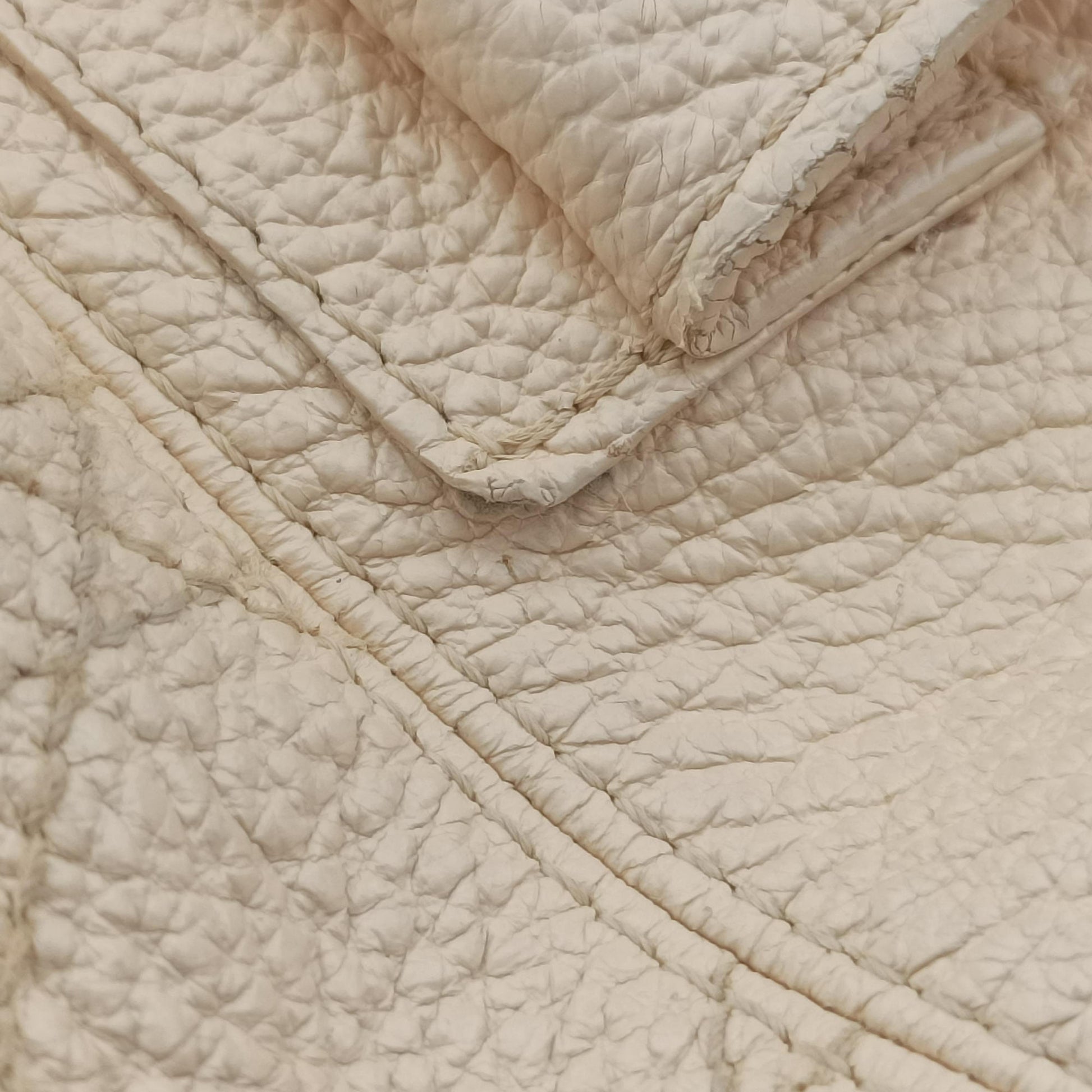 Cannage Bee Beige Leather 00-BO-1018カナージュ ビー ベージュ レザー 00-BO-1018