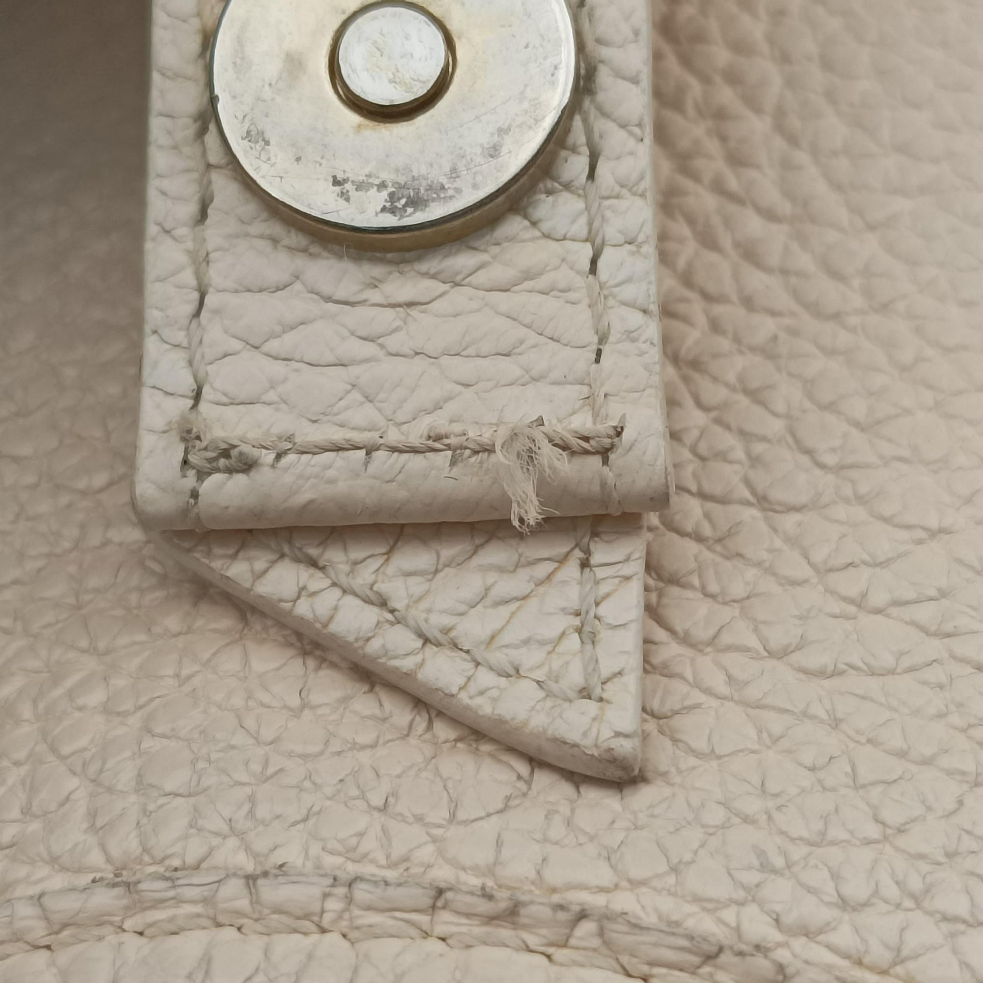 Cannage Bee Beige Leather 00-BO-1018カナージュ ビー ベージュ レザー 00-BO-1018