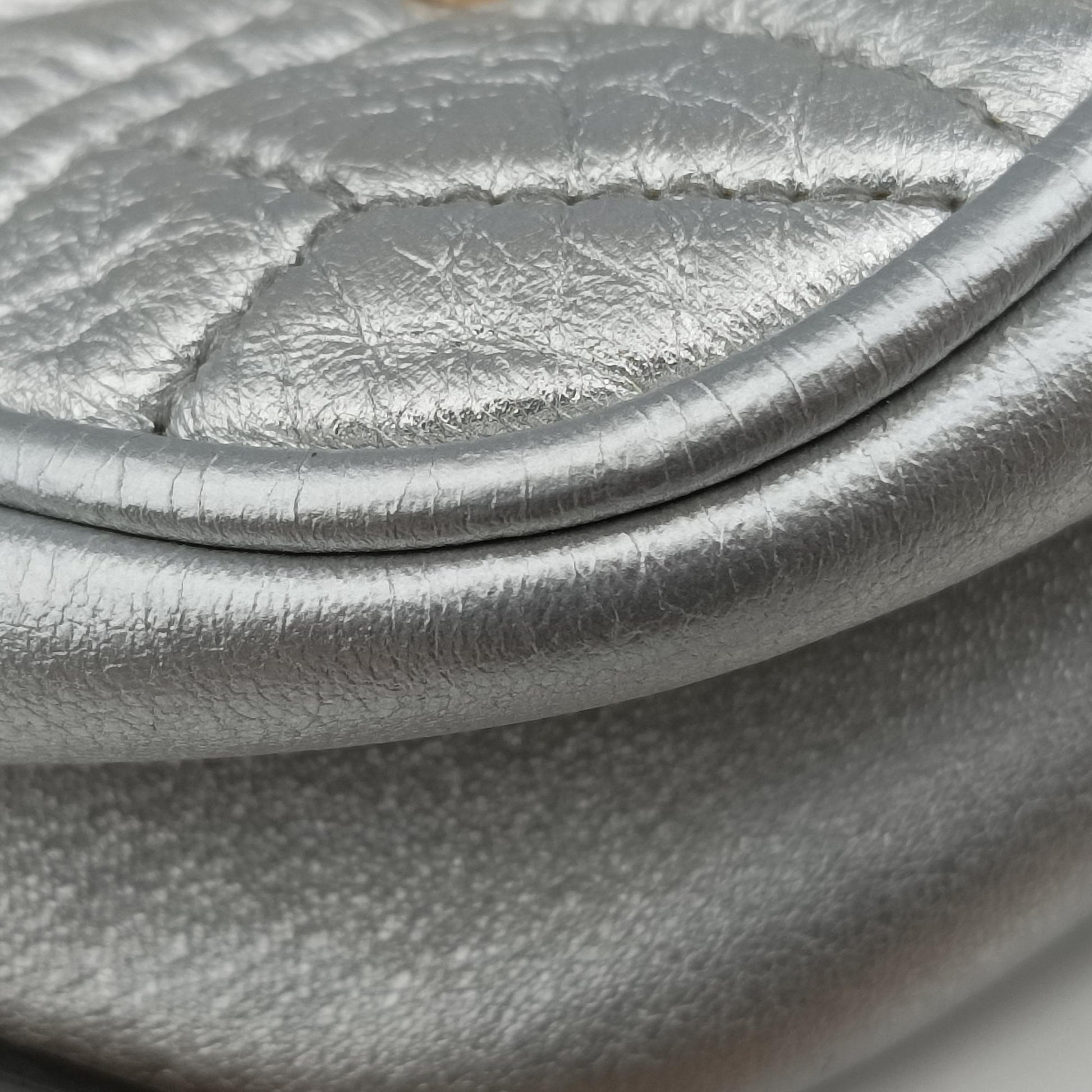GG Marmont Silver Leather 447632 B021162434GGマーモント シルバー レザー 447632 B021162434