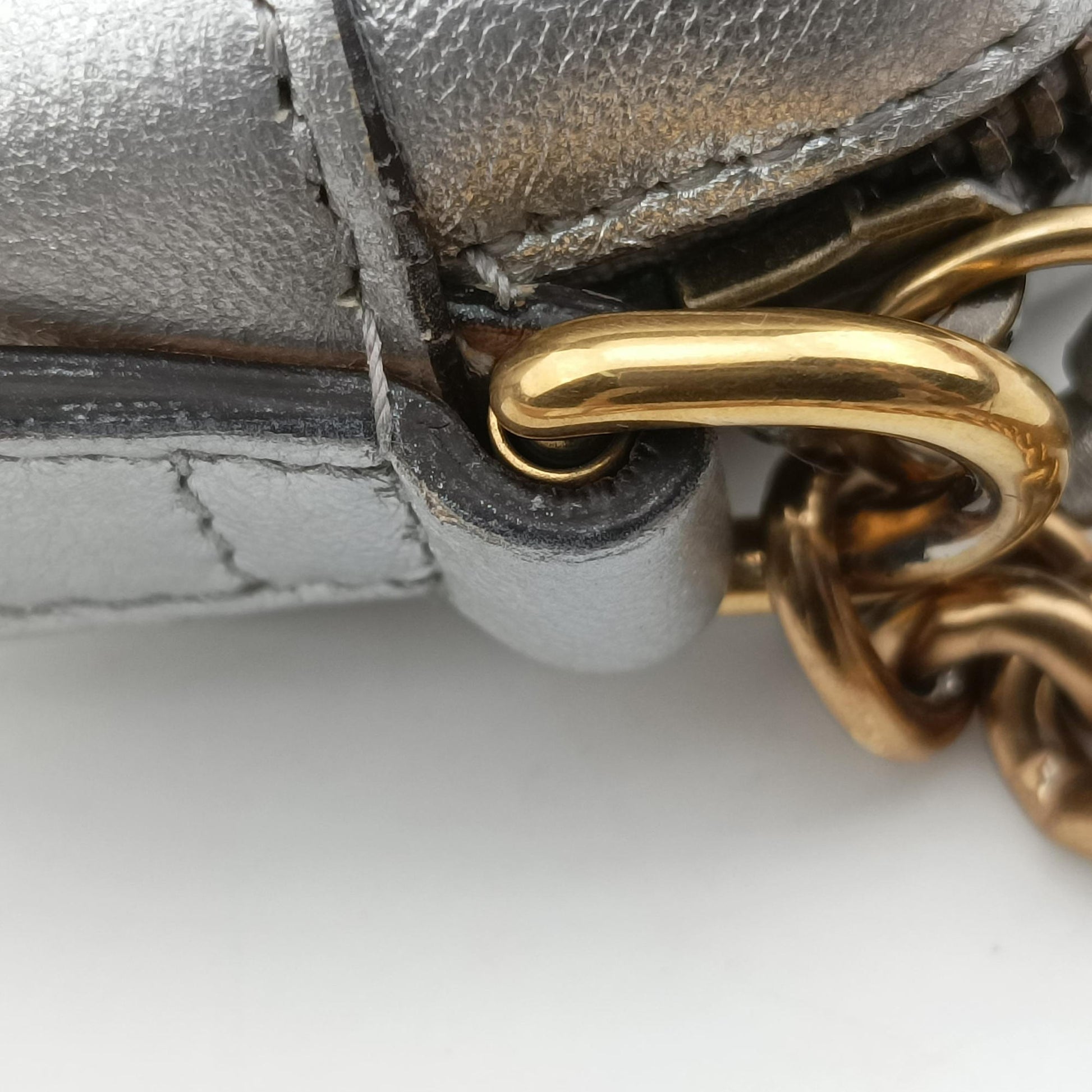 GG Marmont Silver Leather 447632 B021162434GGマーモント シルバー レザー 447632 B021162434