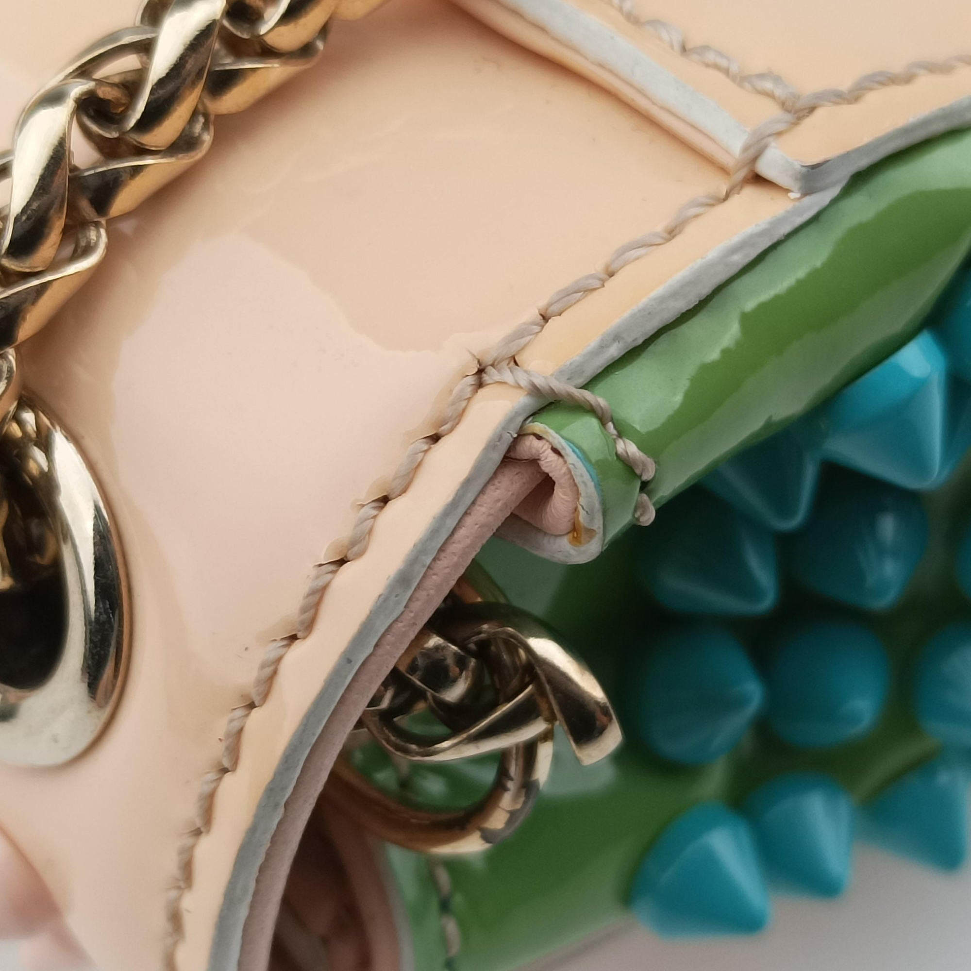 Sweet Charity Scarabe Spike Pink × Yellow × Blue × Green Leather スイート チャリティー スカラベ スパイク ピンク × イエロー × ブルー × グリーン レザー 