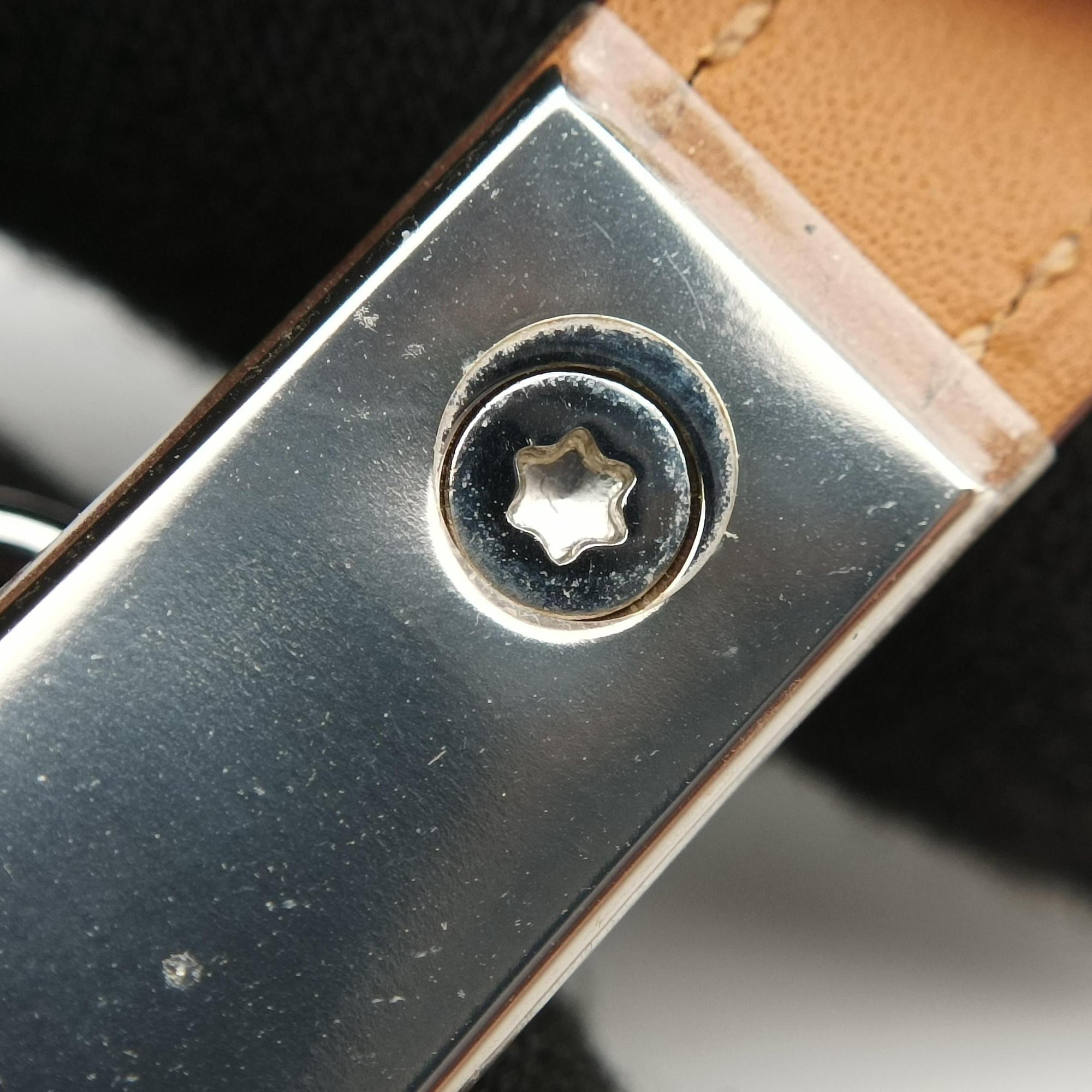 Bleu Saphir Swift Plated Rivale Brown×silver Leather C NM 001 NGレラップ サフィール スイフト メッキ リヴァーレ　 ブラウン×シルバー レザー　 C NM 001 NG