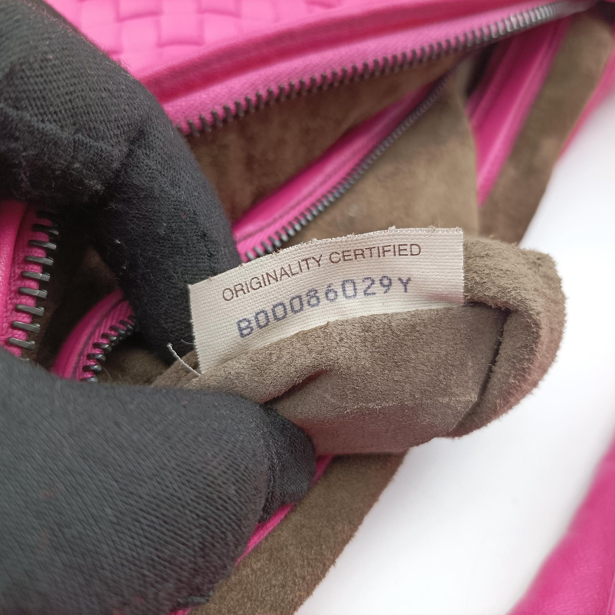Intrecciato Rose lambskin B00086029Yイントレチャート ローズ レッド ラムスキン B00086029Y