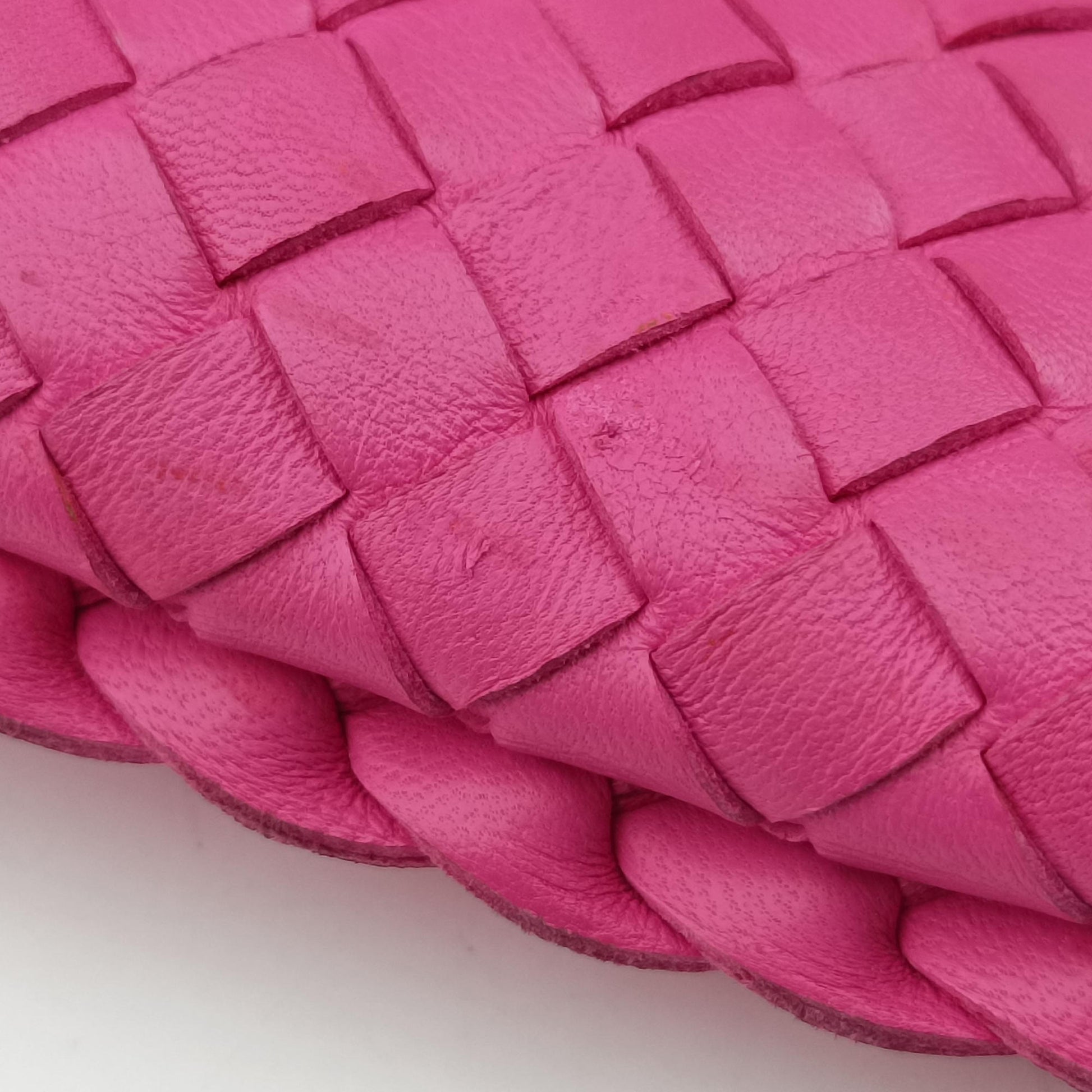Intrecciato Rose lambskin B00086029Yイントレチャート ローズ レッド ラムスキン B00086029Y