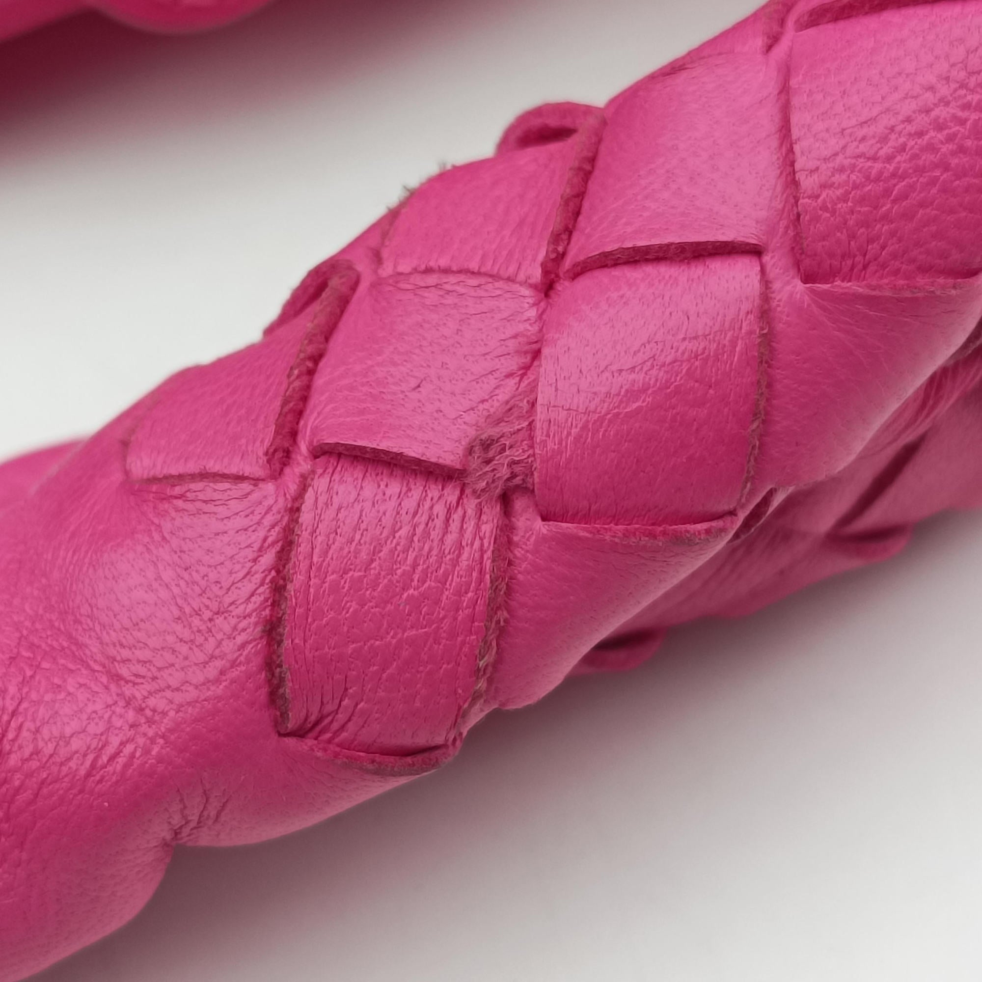 Intrecciato Rose lambskin B00086029Yイントレチャート ローズ レッド ラムスキン B00086029Y