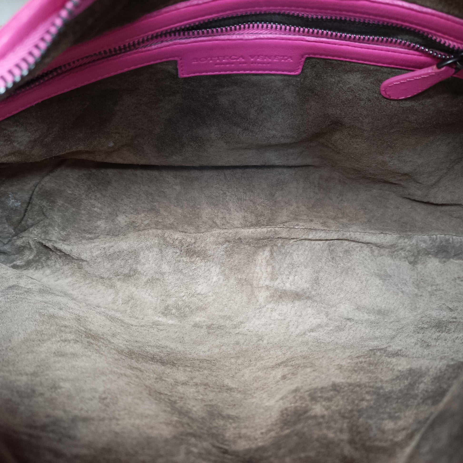 Intrecciato Rose lambskin B00086029Yイントレチャート ローズ レッド ラムスキン B00086029Y