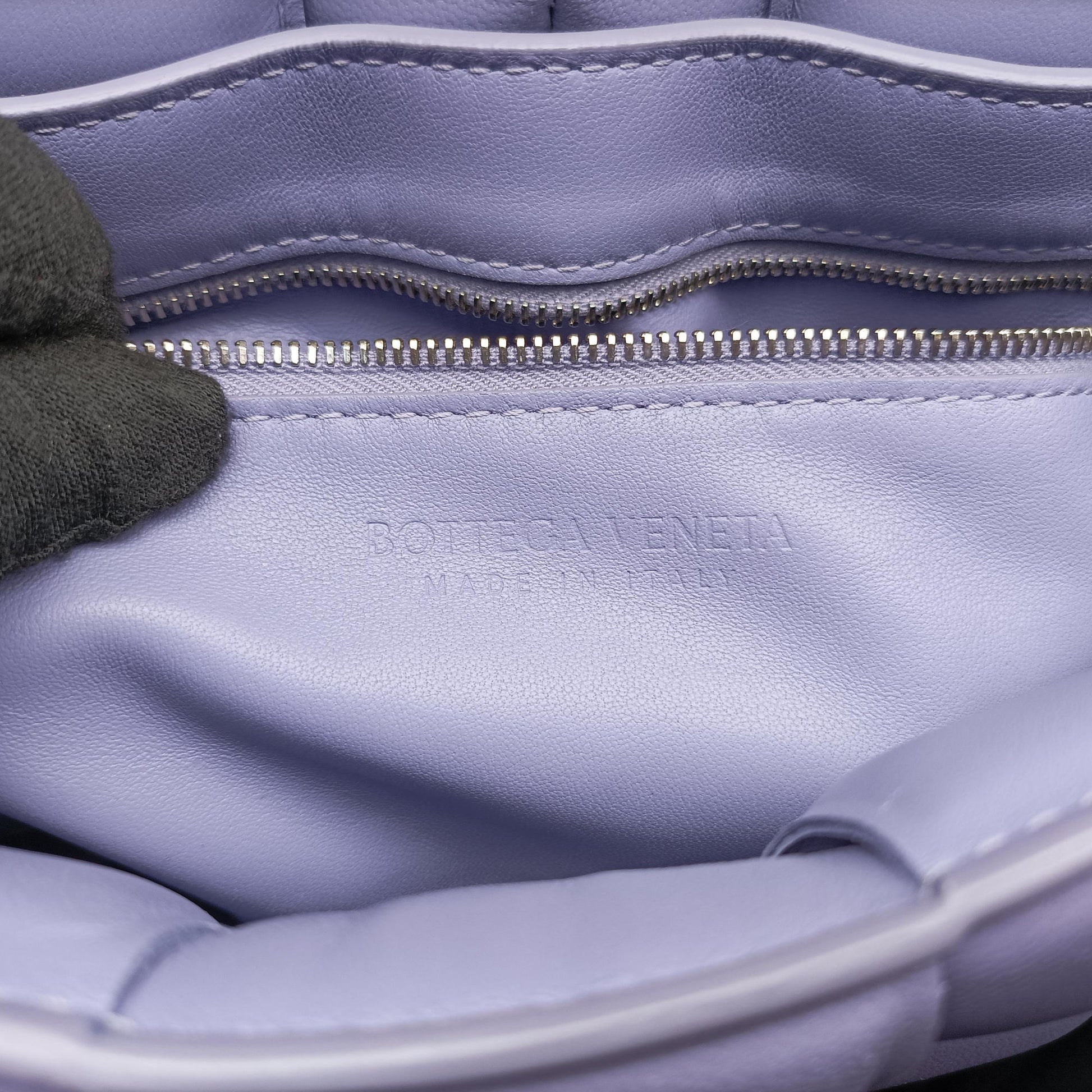 Padded Cassette Purple lambskin B09397935Lパデッド カセット パープル ラムスキン B09397935L