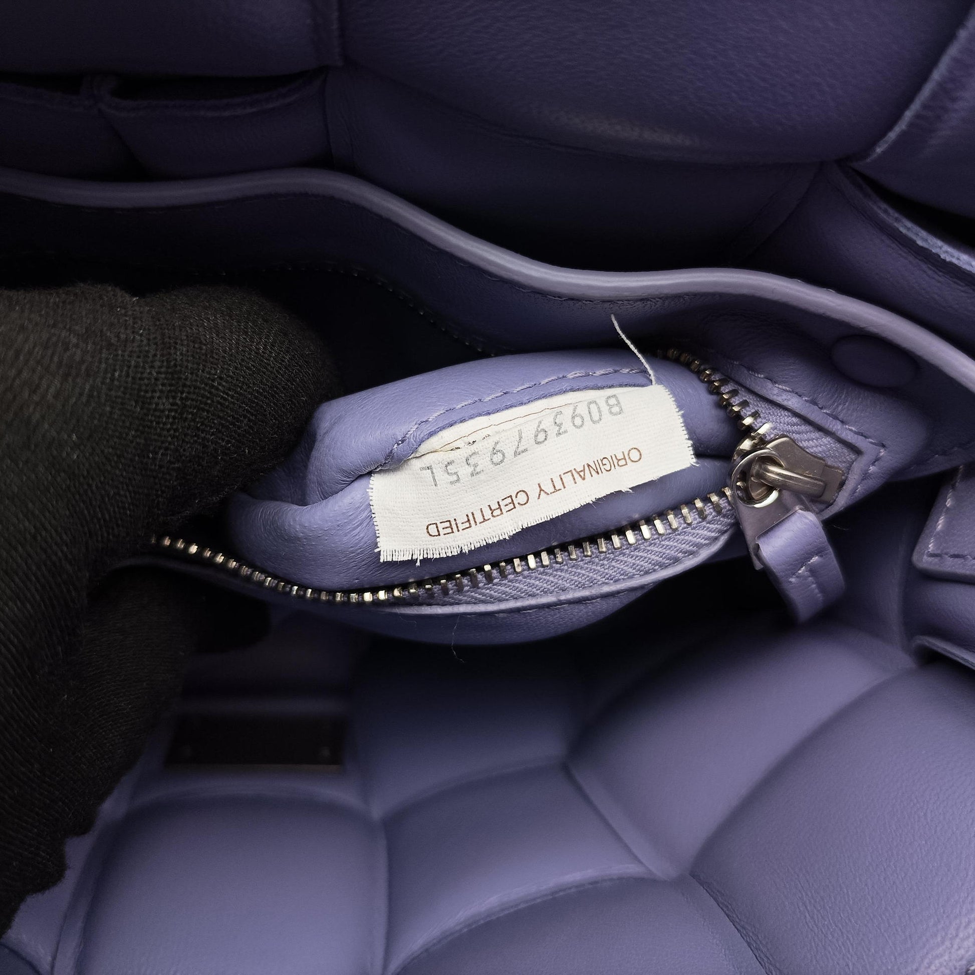 Padded Cassette Purple lambskin B09397935Lパデッド カセット パープル ラムスキン B09397935L