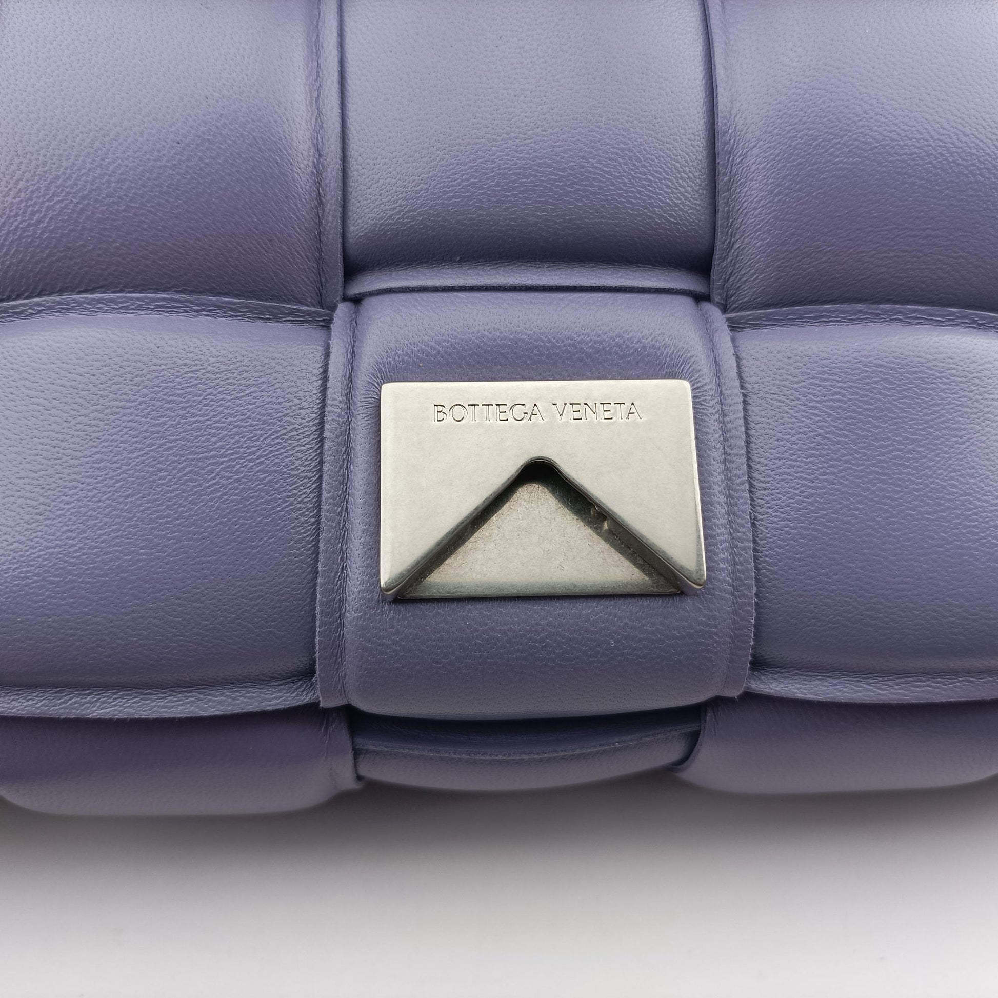 Padded Cassette Purple lambskin B09397935Lパデッド カセット パープル ラムスキン B09397935L
