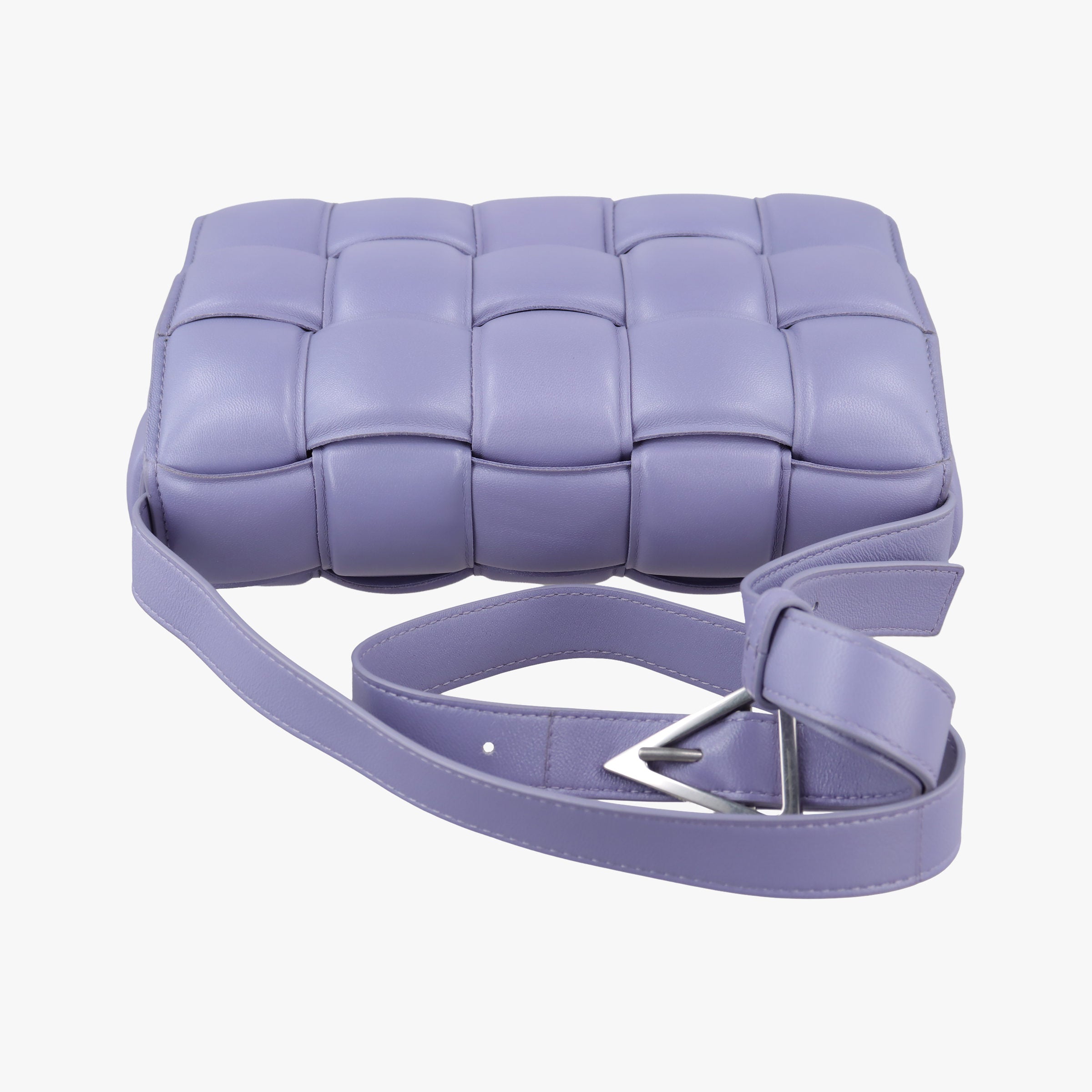 Padded Cassette Purple lambskin B09397935Lパデッド カセット パープル ラムスキン B09397935L
