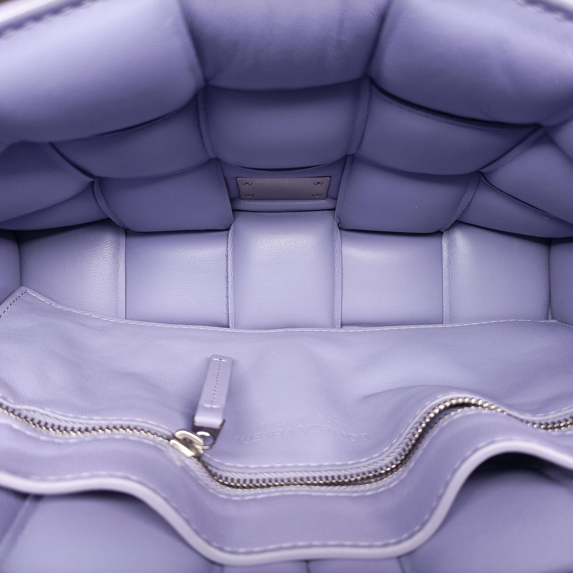 Padded Cassette Purple lambskin B09397935Lパデッド カセット パープル ラムスキン B09397935L