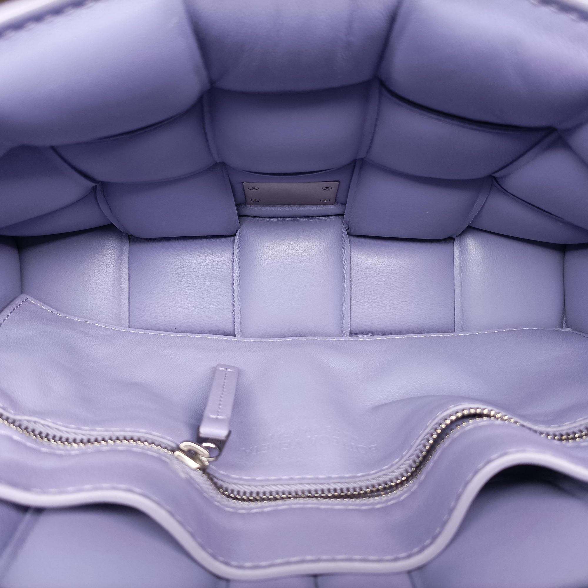 Padded Cassette Purple lambskin B09397935Lパデッド カセット パープル ラムスキン B09397935L