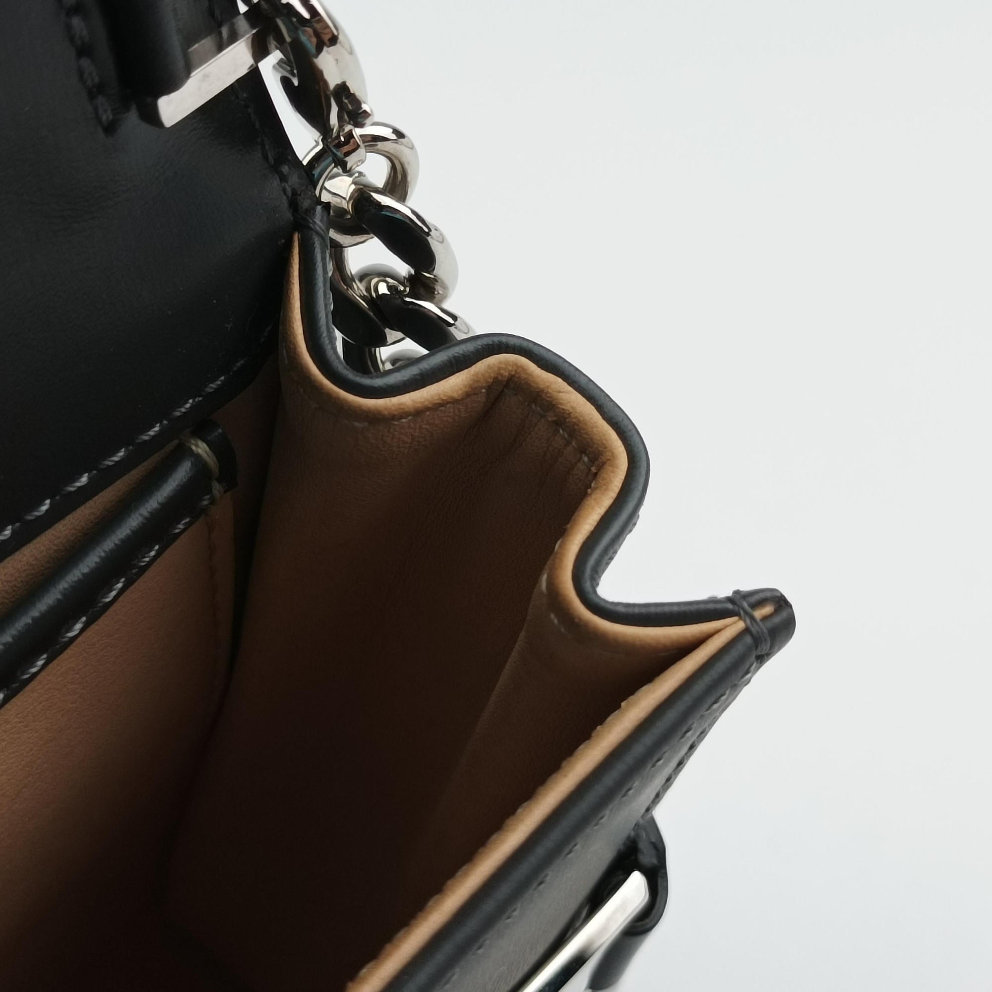 Delvaux Tempete Pochette gray Leather A00Aデルヴォー タンペート ポシェット グレー レザー A00A