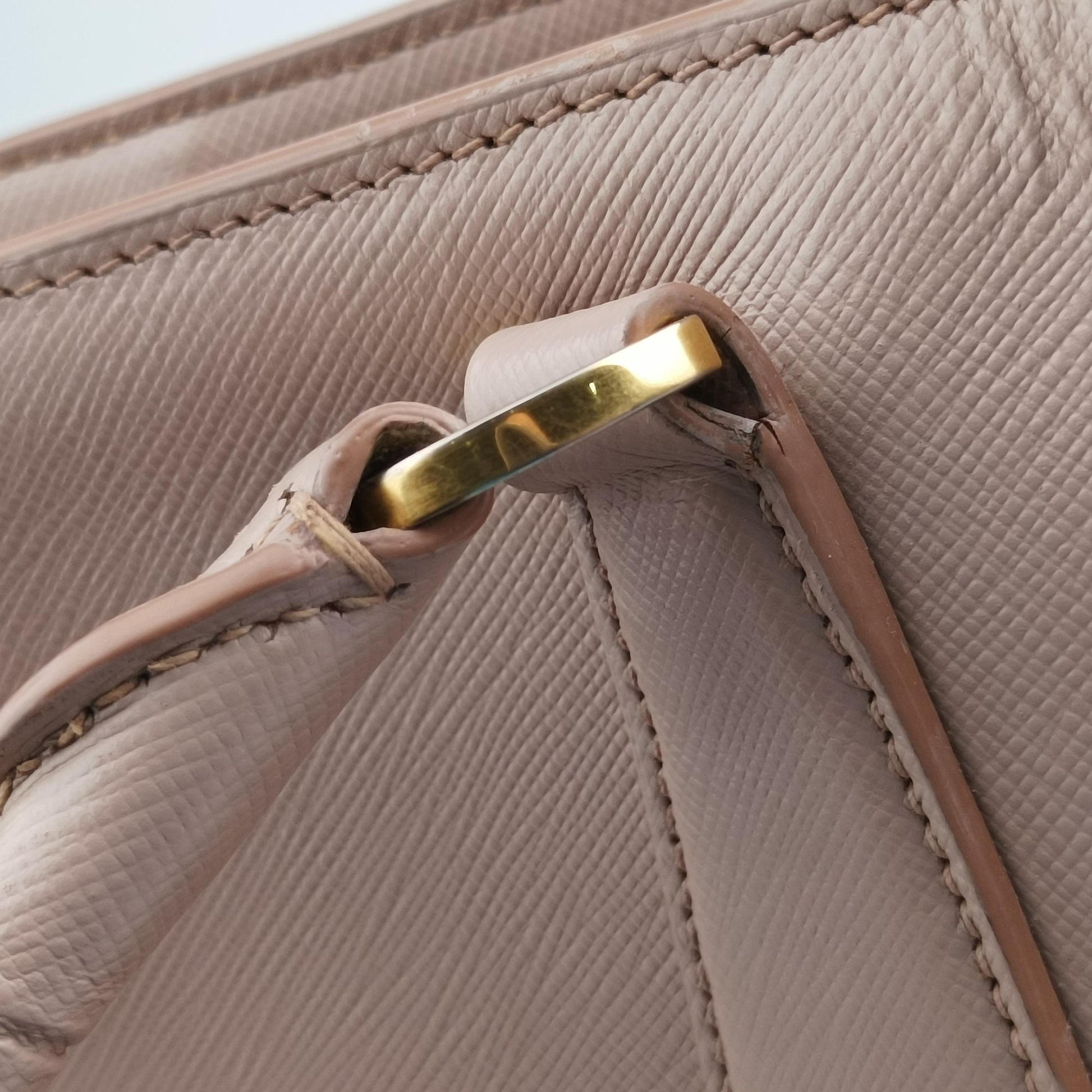 Galleria Pink SAFFIANO Leather BN1786 165 122ガレリア ピンク サフィアーノレザー BN1786 165 122