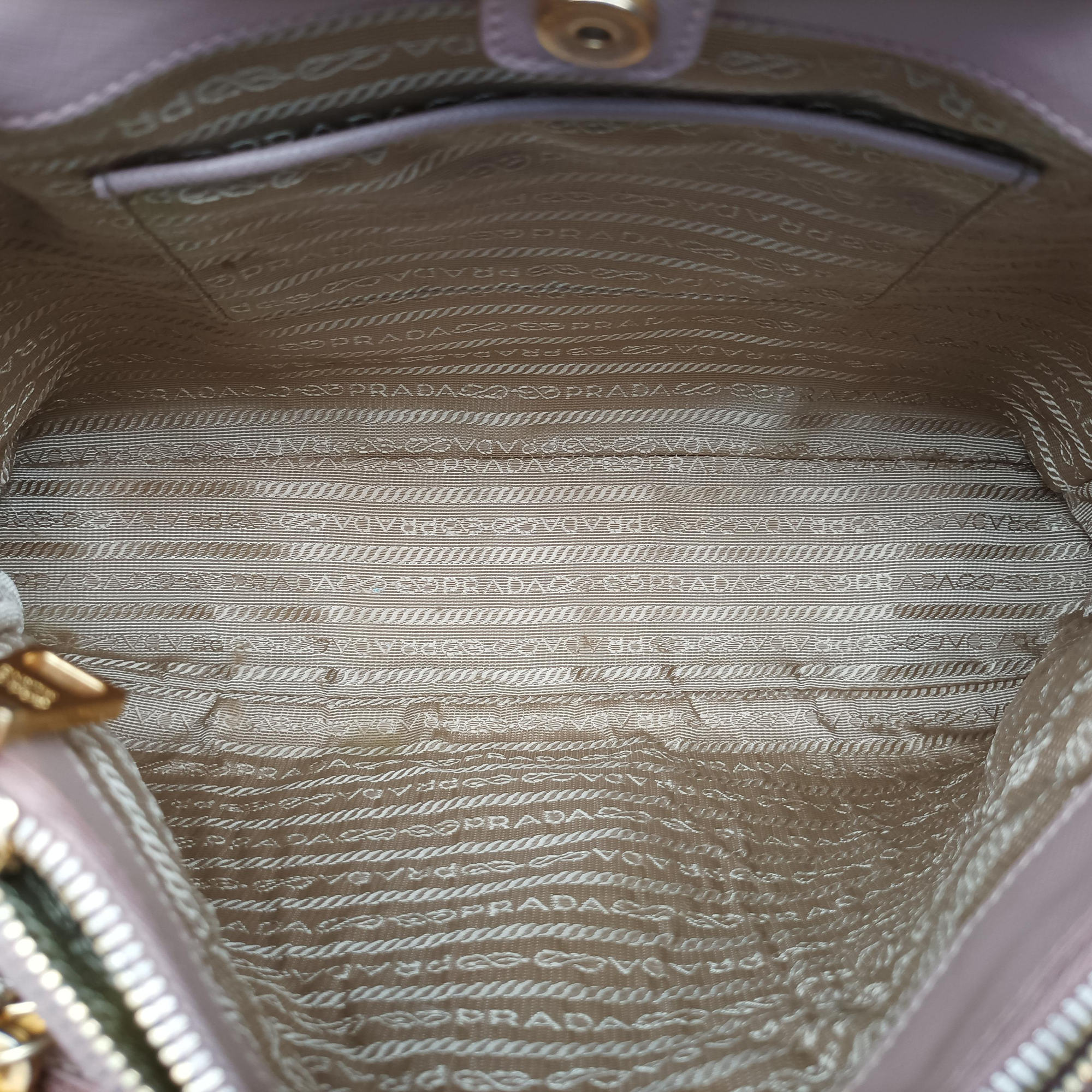 Galleria Pink SAFFIANO Leather BN1786 165 122ガレリア ピンク サフィアーノレザー BN1786 165 122