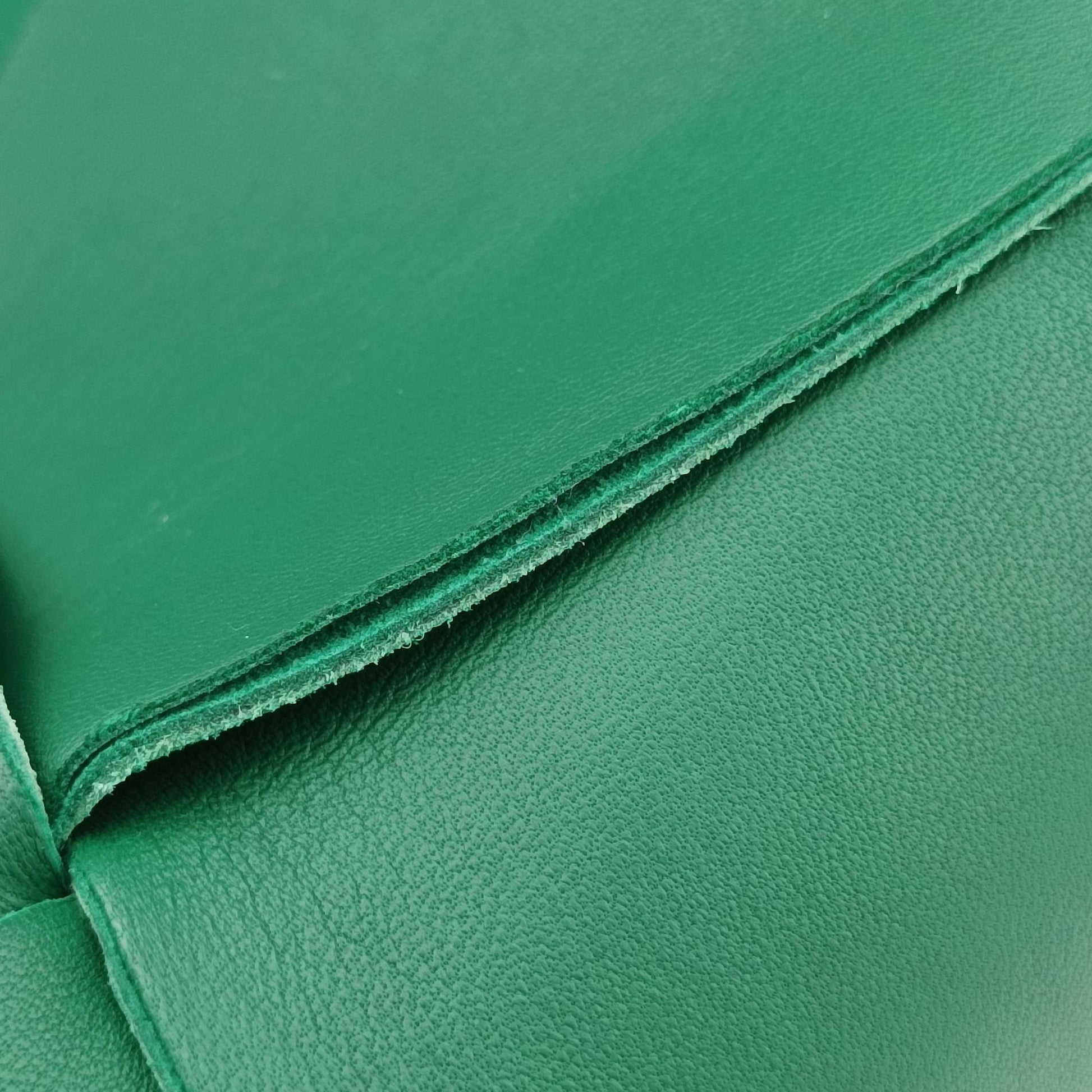 THE ARCO Tote Medium Green lambskin B09372800Lミディアム ザ アルコ トート グリーン ラムスキン B09372800L