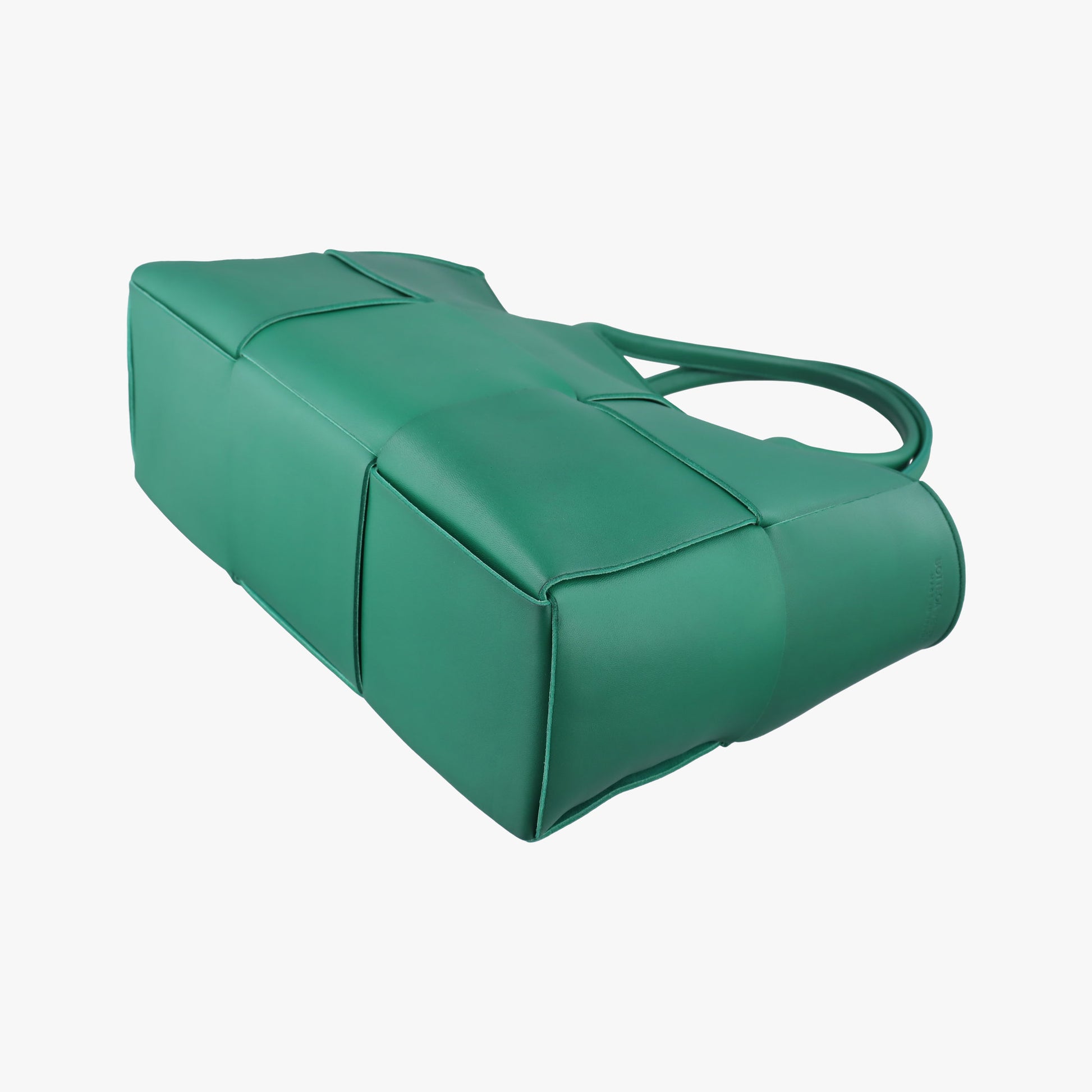 THE ARCO Tote Medium Green lambskin B09372800Lミディアム ザ アルコ トート グリーン ラムスキン B09372800L