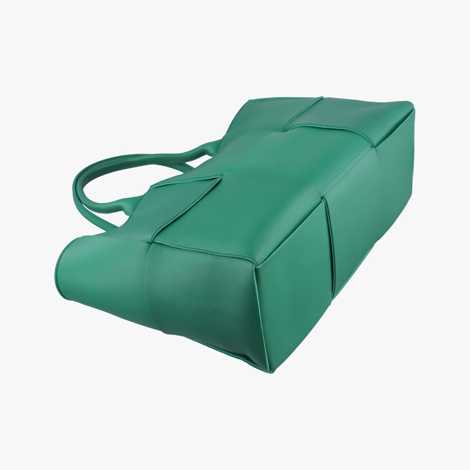 THE ARCO Tote Medium Green lambskin B09372800Lミディアム ザ アルコ トート グリーン ラムスキン B09372800L
