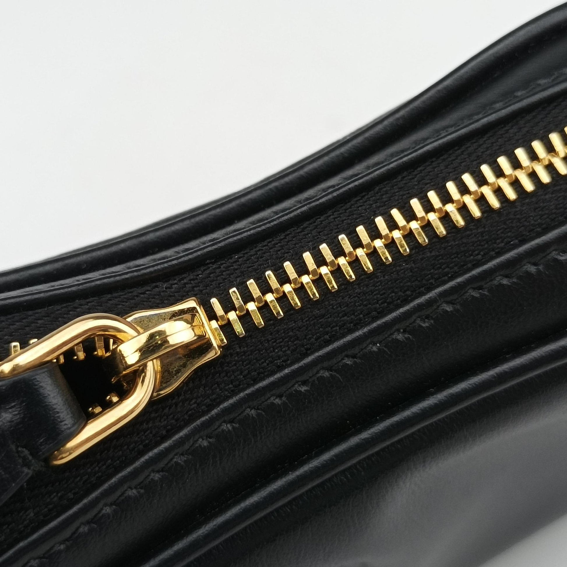 logoBlackleatherDNP104ロゴブラックレザーDNP104