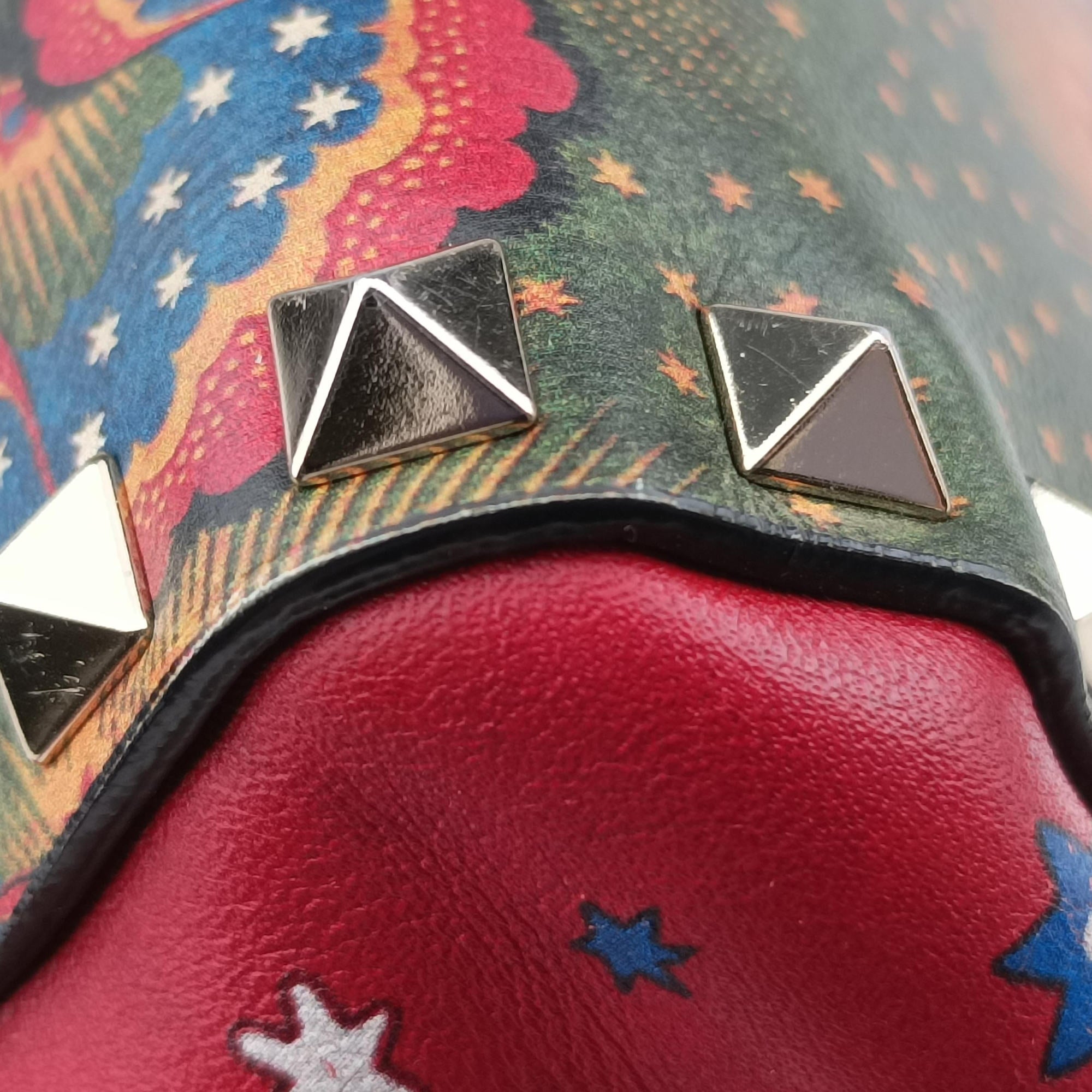 Rockstud Red Multi Calfskin BL-L540WSN2ロックスタッズ レッド マルチカラー カーフスキン BL-L540WSN2