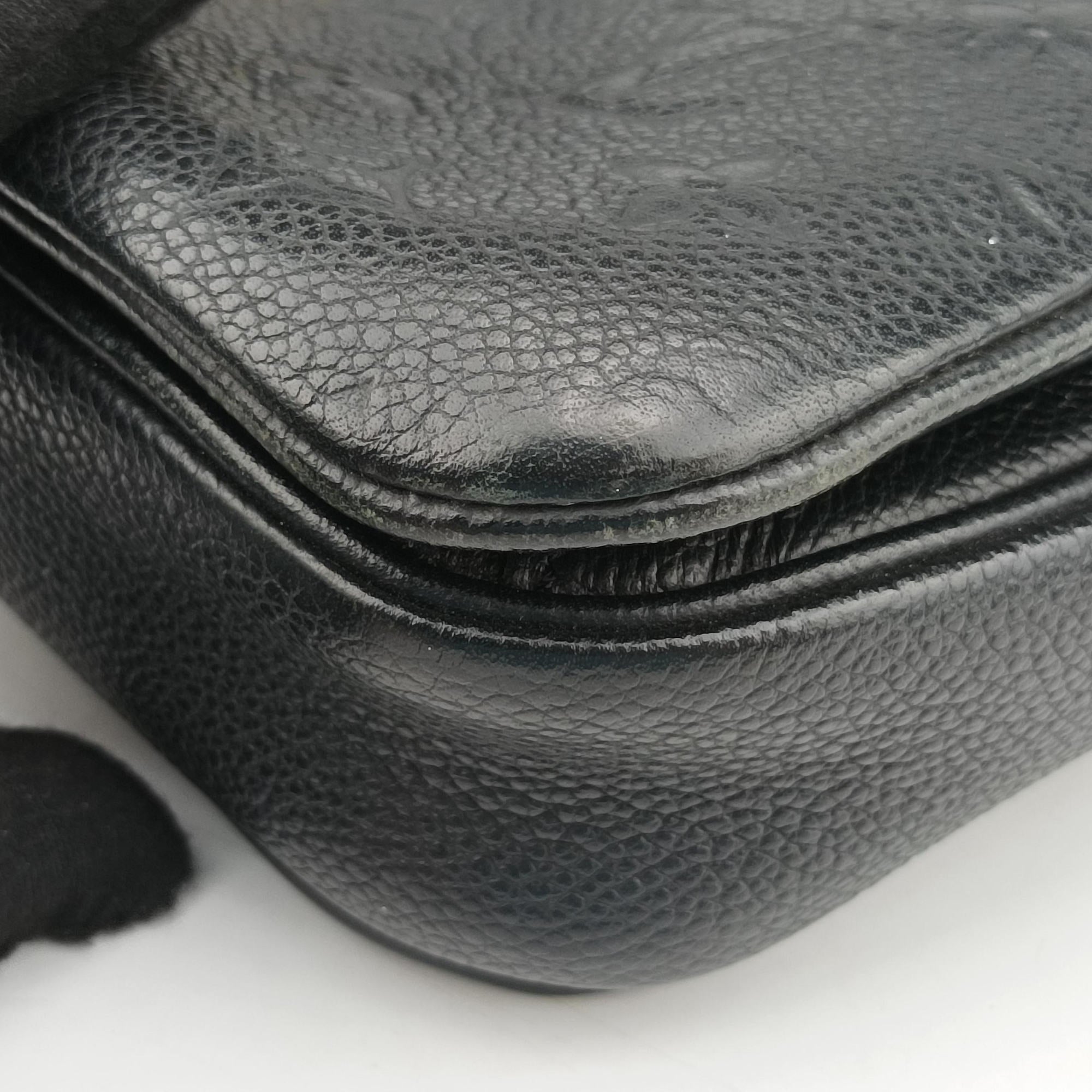 Pochette Metis MM Black Monogram Empreinte M41487 GI2189ポシェットメティスMM ブラック モノグラム アンプラント M41487 GI2189