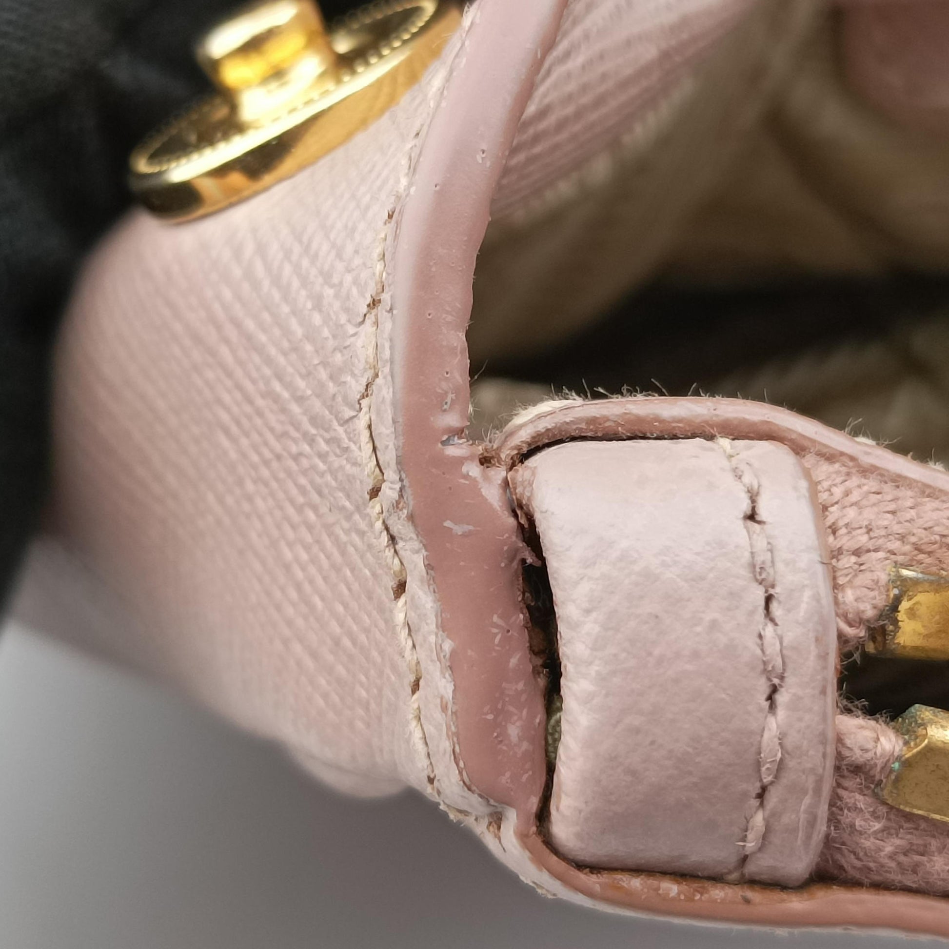 Galleria Pink SAFFIANO Leather BN1801 31/G 173ガレリア ピンク サフィアーノレザー BN1801 31/G 173