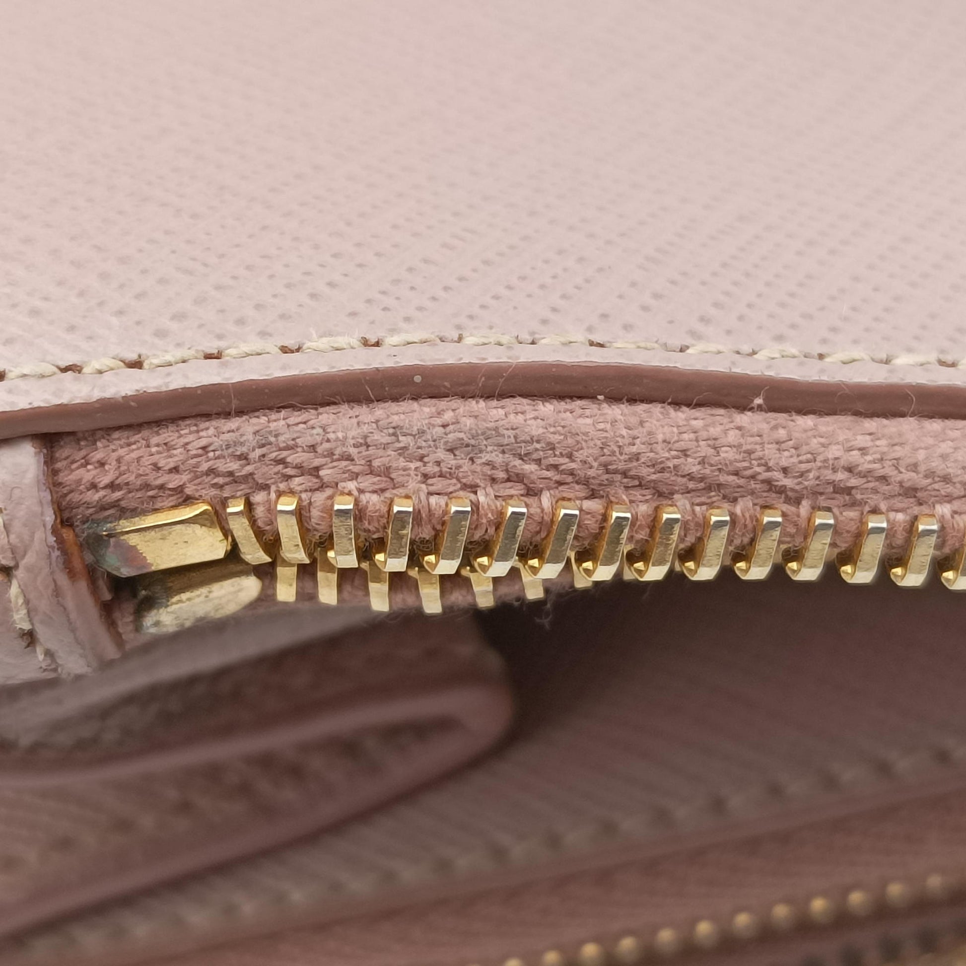 Galleria Pink SAFFIANO Leather BN1801 31/G 173ガレリア ピンク サフィアーノレザー BN1801 31/G 173