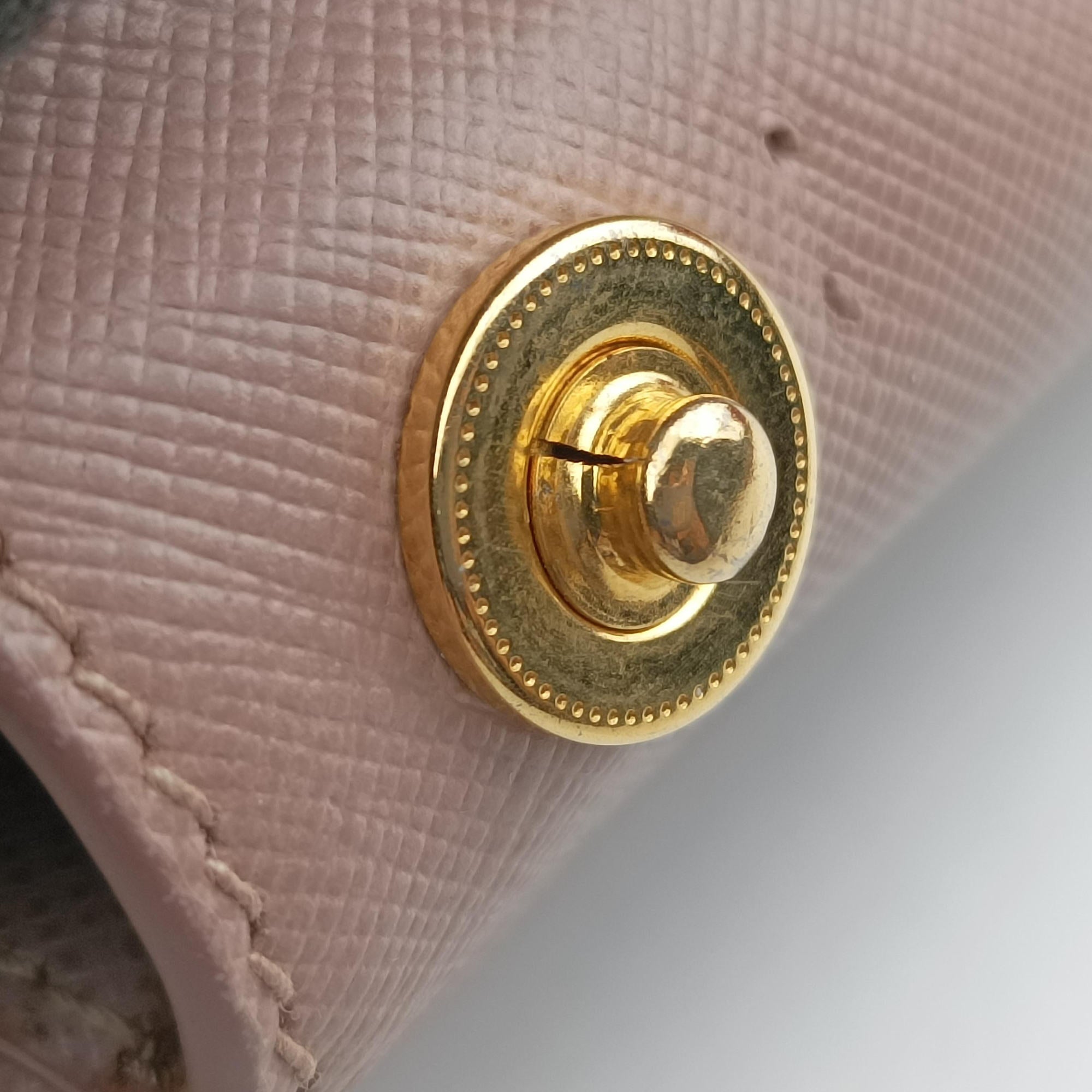 Galleria Pink SAFFIANO Leather BN1801 31/G 173ガレリア ピンク サフィアーノレザー BN1801 31/G 173
