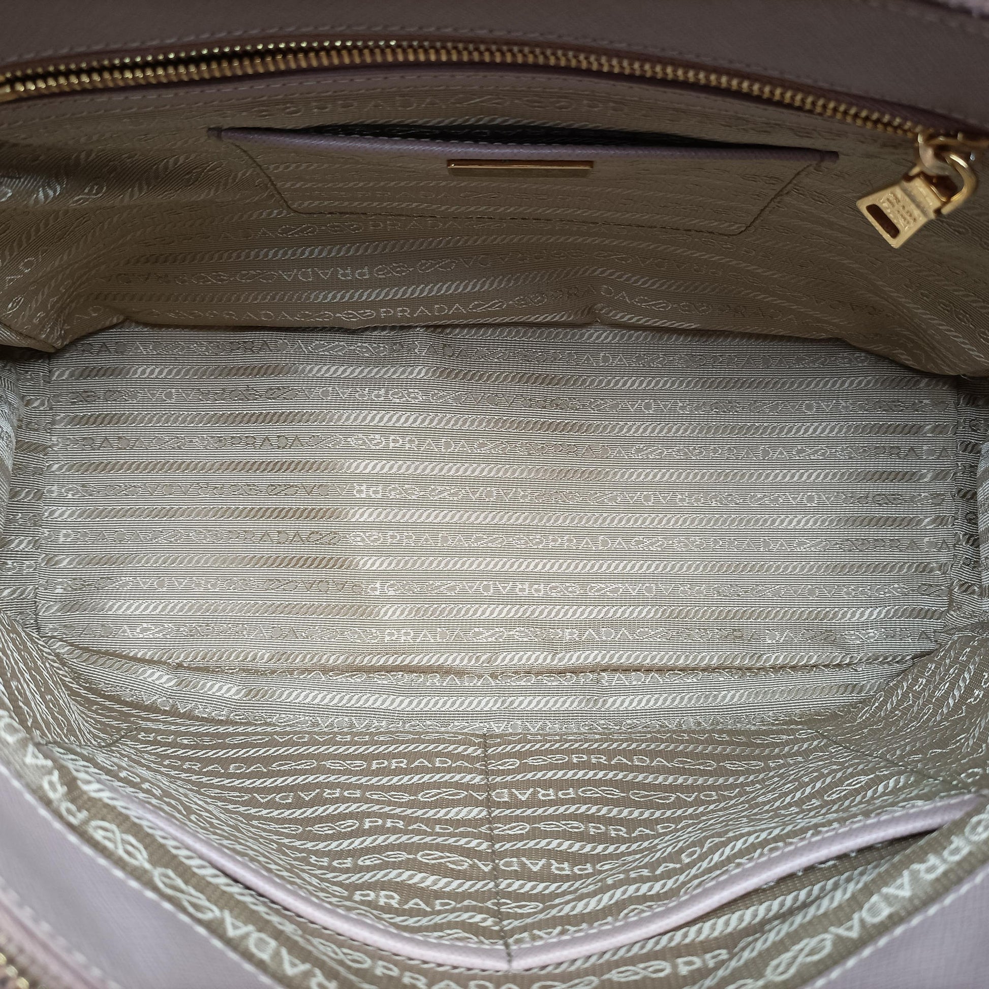 Galleria Pink SAFFIANO Leather BN1801 31/G 173ガレリア ピンク サフィアーノレザー BN1801 31/G 173