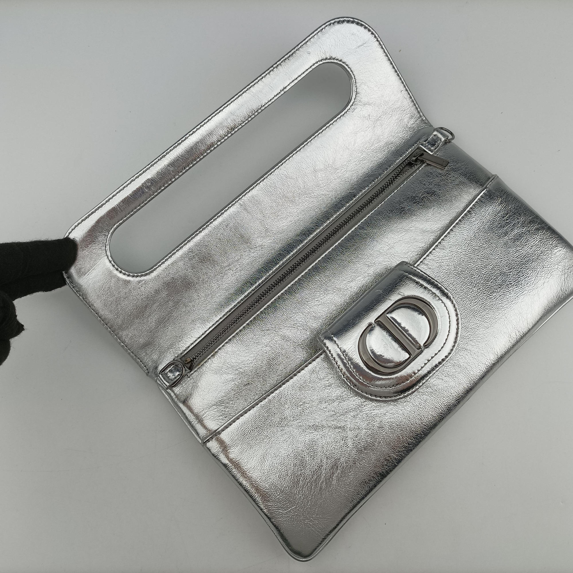 Dior double Medium Silver Leather 10-MA-0241ディオール ダブル ミディアム シルバー レザー 10-MA-0241