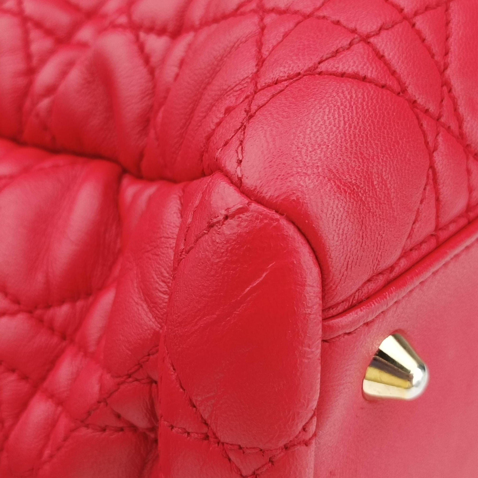 Cannage Dior Soft Shopping Red lambskin 17-BO-0153ディオールソフト レッド ラムスキン 17-BO-0153